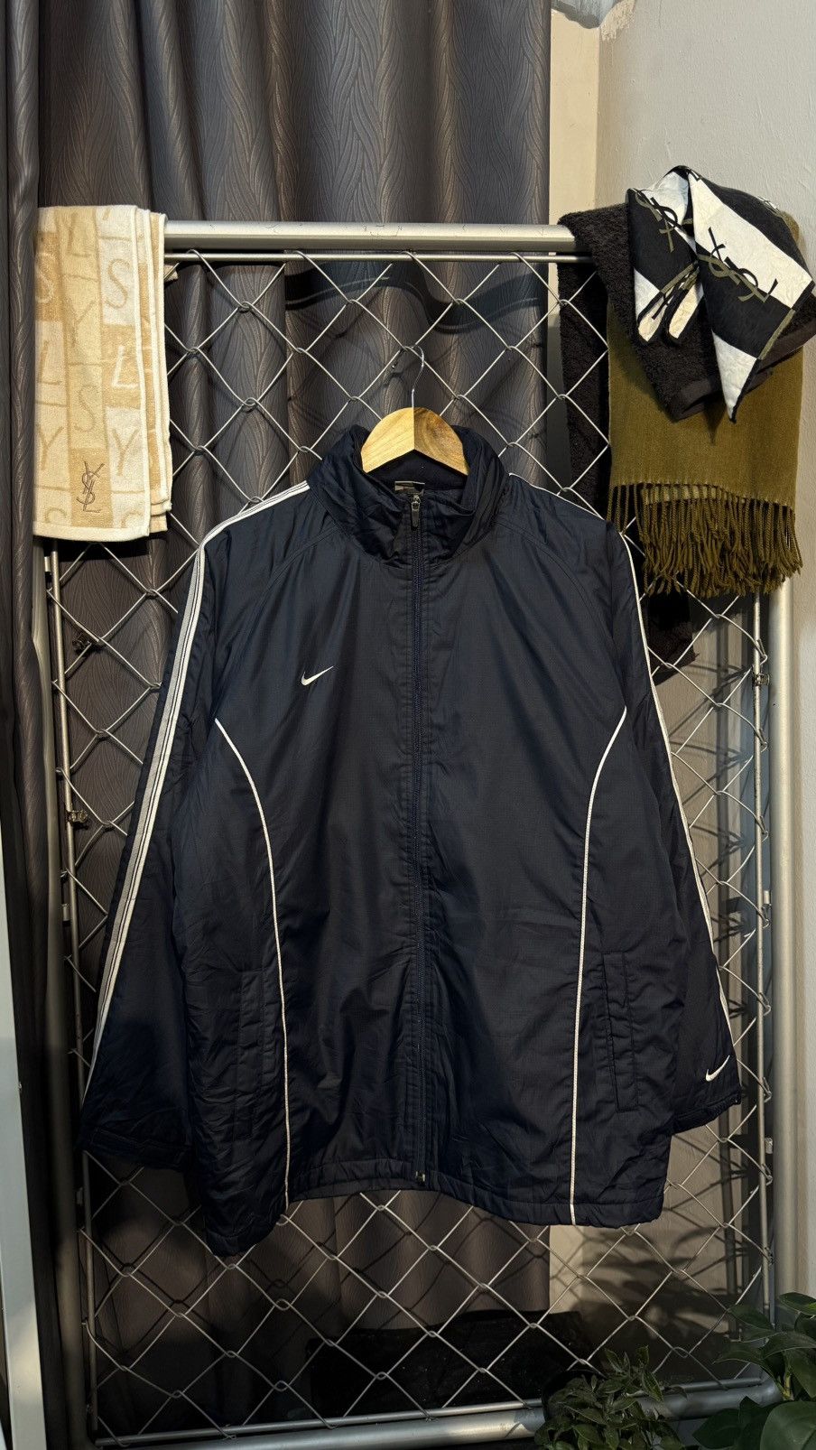 Nike Y2K NIKE OUTERWEAR WINDBREAKER Size US L / EU 52-54 / 3 - 1 Thumbnail