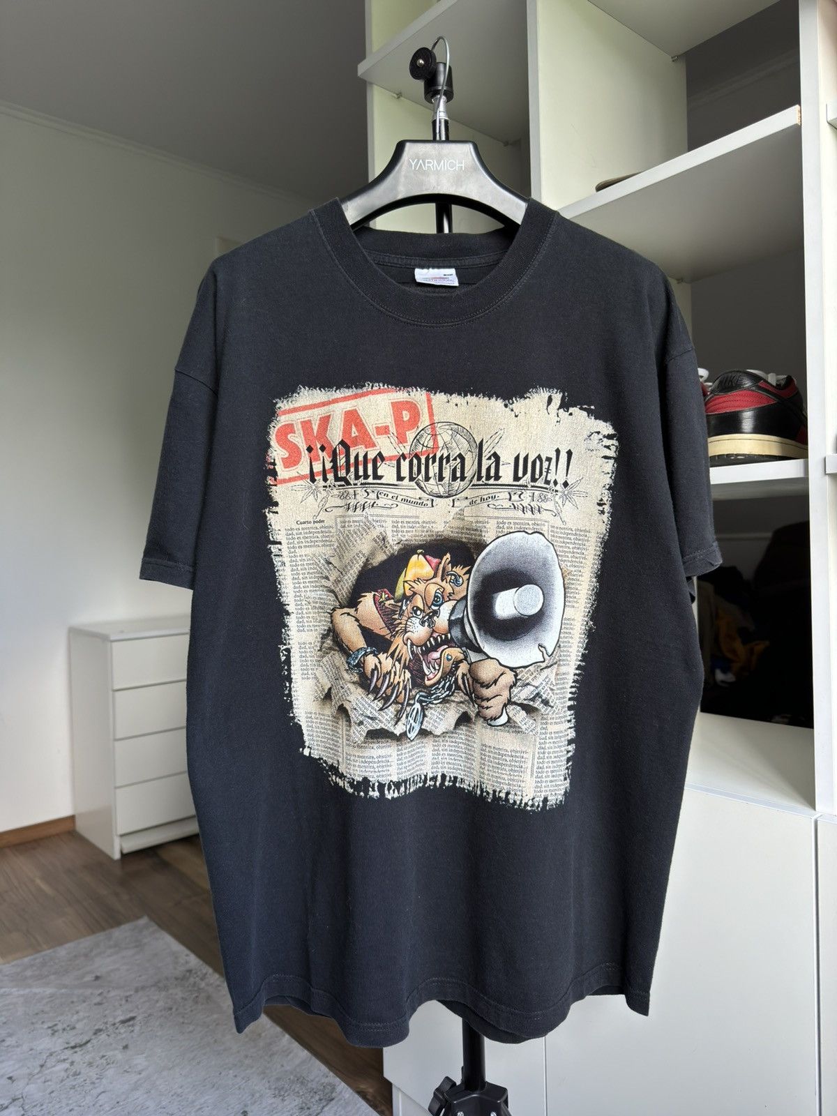 Band Tees × Vintage Vintage 2000s Ska-P Punk Metal Band Tee Size US XL / EU 56 / 4 - 1 Thumbnail