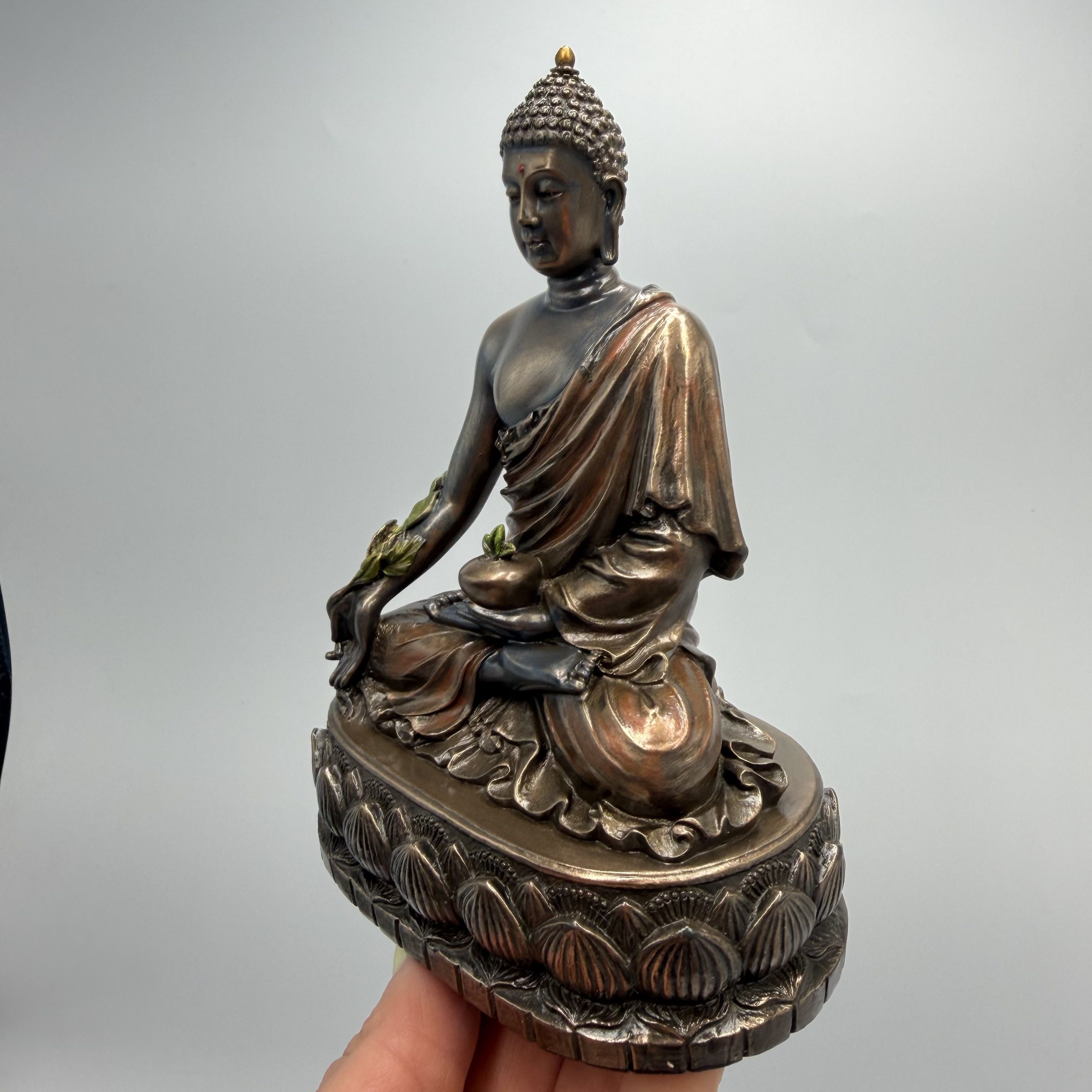 Vintage Buddha Statue Bronze Finish Polystone Meditation Figurine Size ONE SIZE - 4 Thumbnail