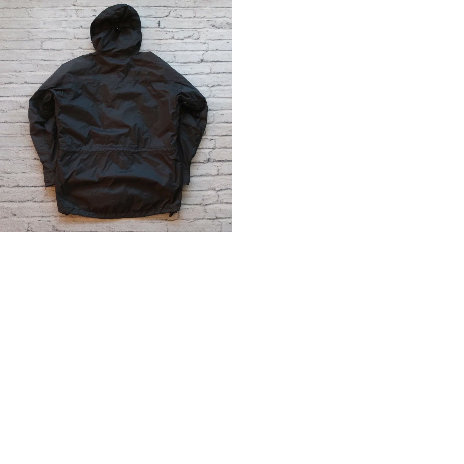 The North Face Vintage North Face Goretex Mountain Light 2 Jacket Womens Large Black Size L / US 10 / IT 46 - 9 Thumbnail
