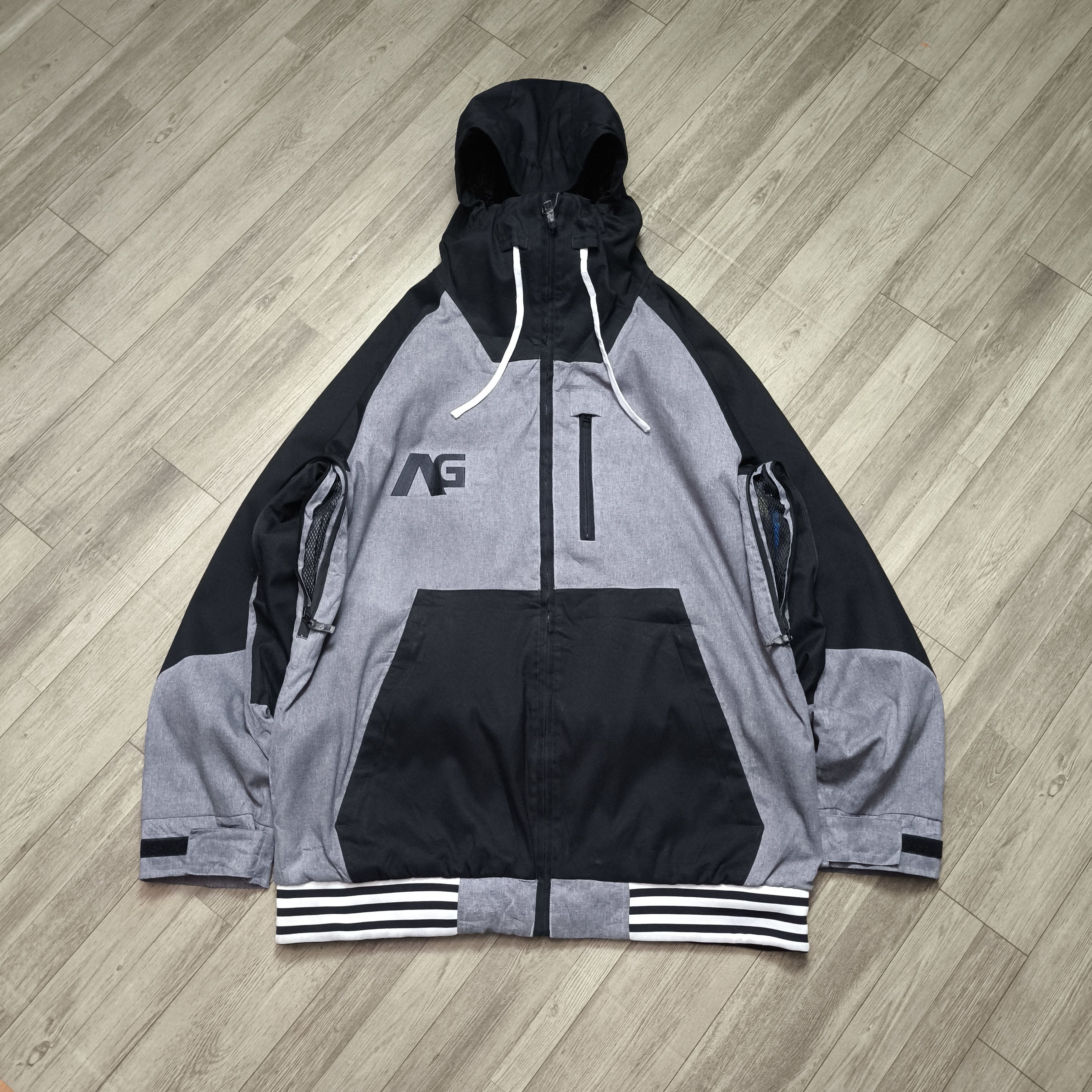Acronym J28-E in Gray | Grailed