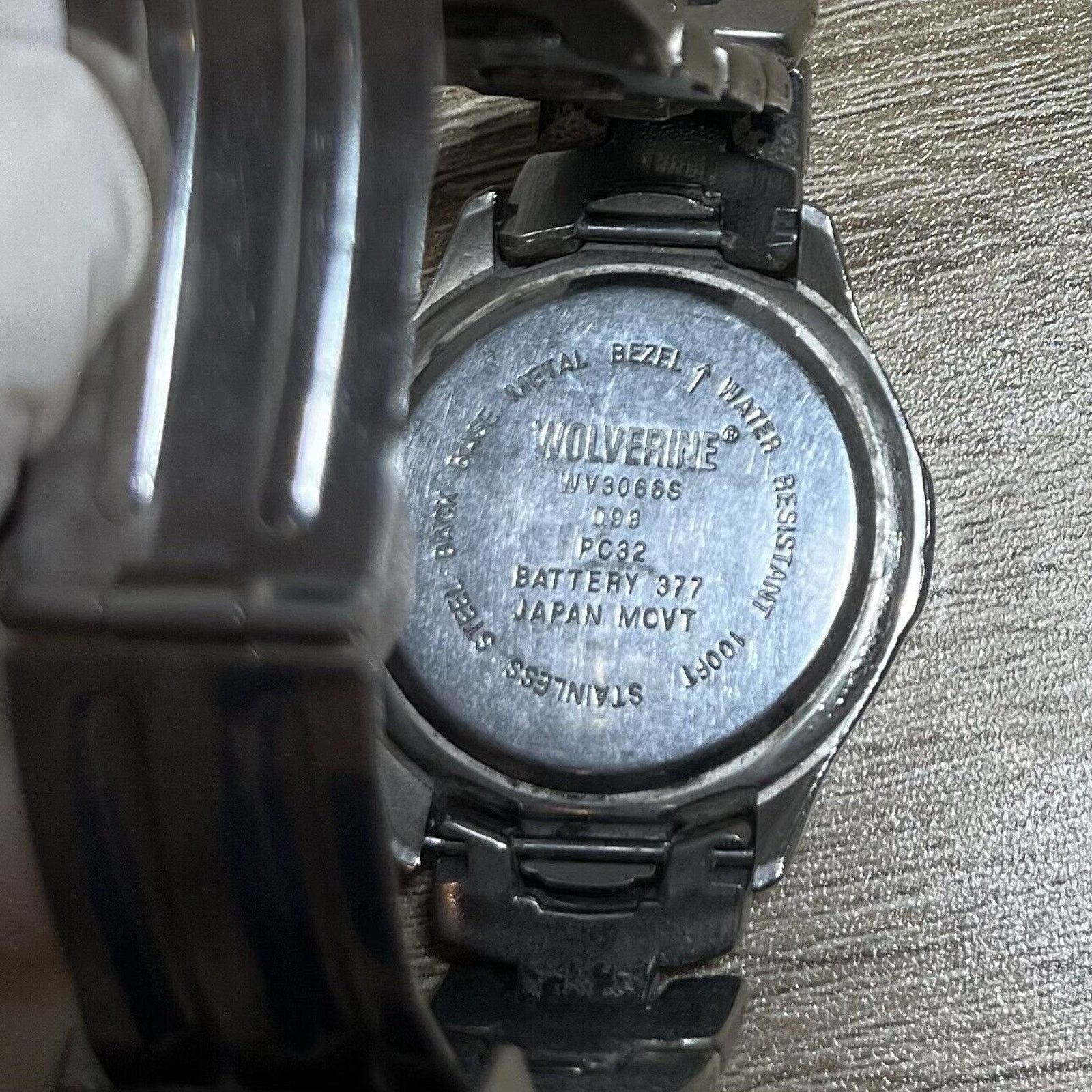 Wolverine Wolverine Silver Steel Water Resist Quartz Watch + Monocular Size ONE SIZE - 5 Thumbnail