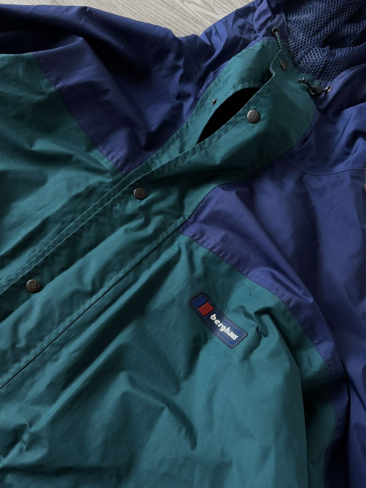 Berghaus Vintage Berghaus 00s Waterproof Regular Gorpcore Jacket Size US XL / EU 56 / 4 - 15 Thumbnail