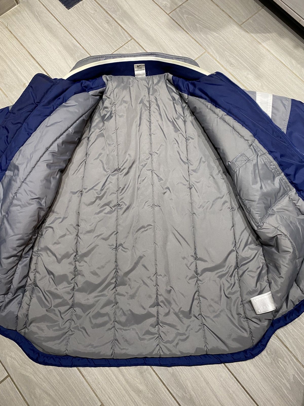 Nike Vintage Nike Coat Jacket Navy Blue Spell Out Embroidered Size US XL / EU 56 / 4 - 4 Thumbnail