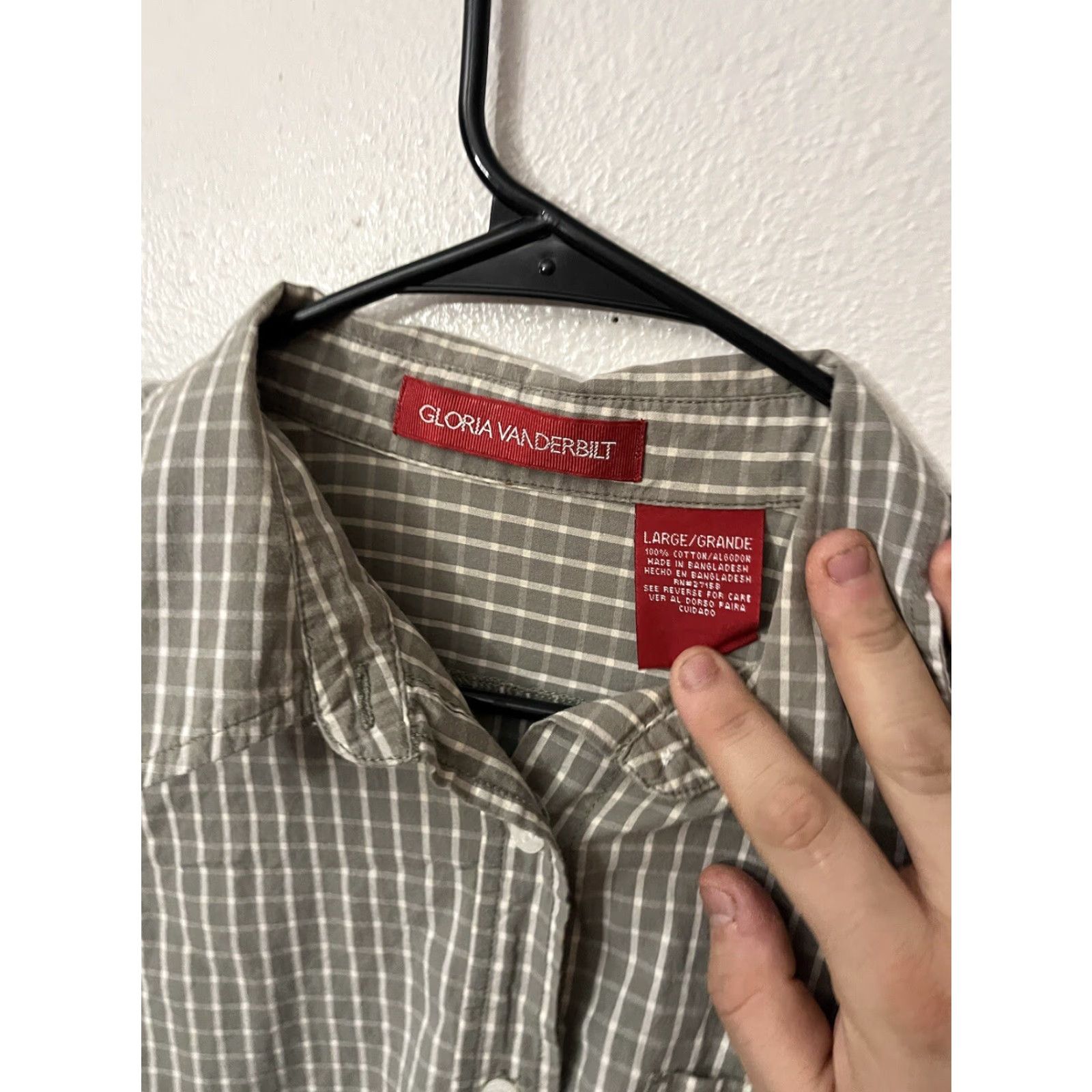 Gloria Vanderbilt VINTAGE Gloria Vanderbilt Button-Up Shirt Womens L Green Plaid Stretch Textured - 90s Women Shirt Womens L Green Plaid Adult Womens Size L / US 10 / IT 46 - 2 Thumbnail