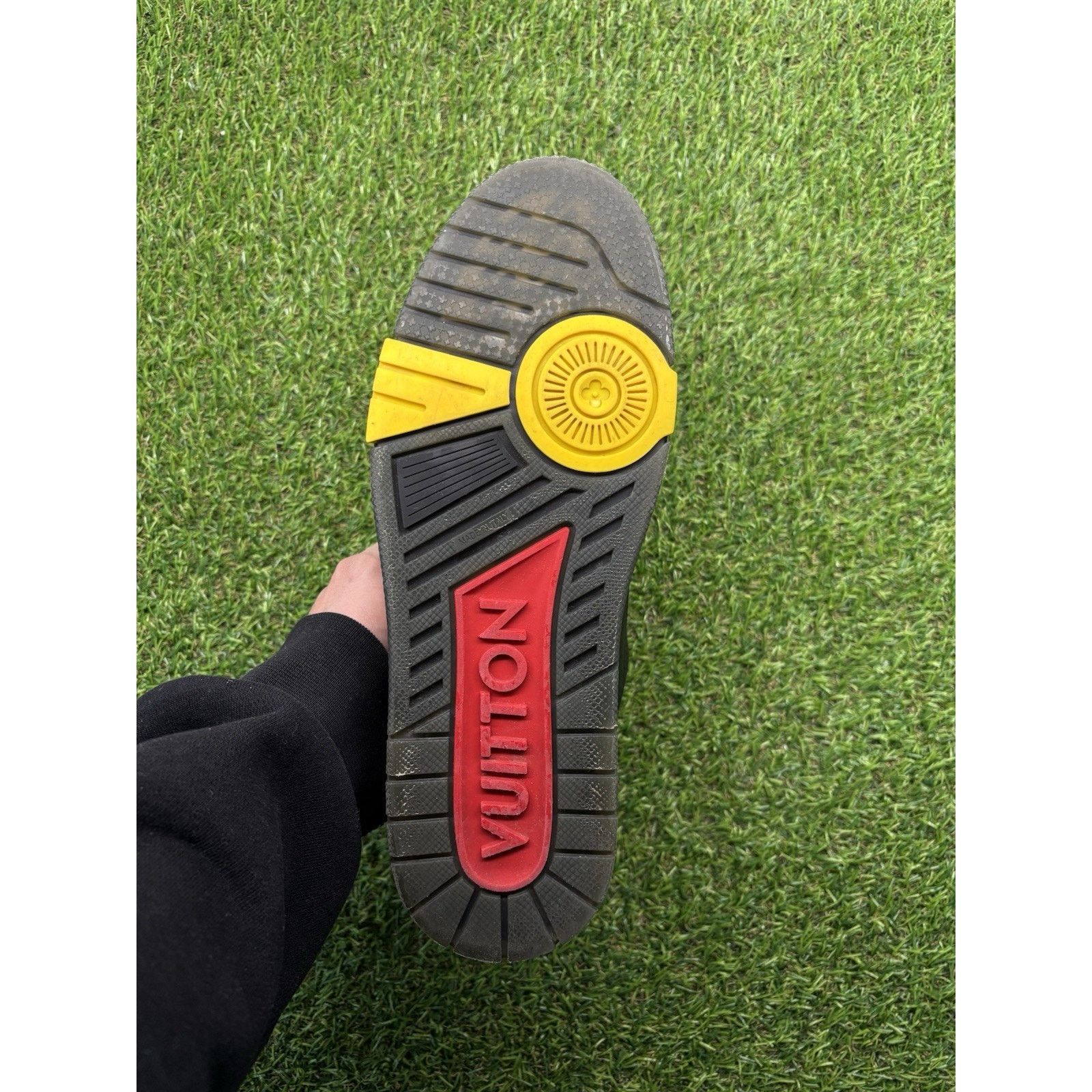 Louis Vuitton Louis Vuitton Trainer ' Black ' | GREAT COND! Size US 8 / EU 41 - 8 Thumbnail