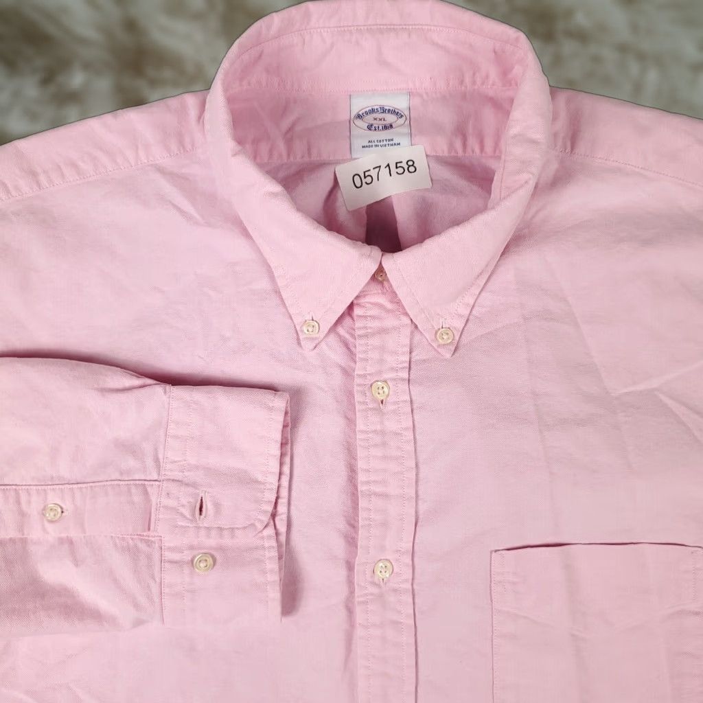 Brooks Brothers VINTAGE Brooks Brothers Men's Button-Up Shirt 2XL Long Sleeve Pink Casual Classic American Size US XXL / EU 58 / 5 - 1 Thumbnail