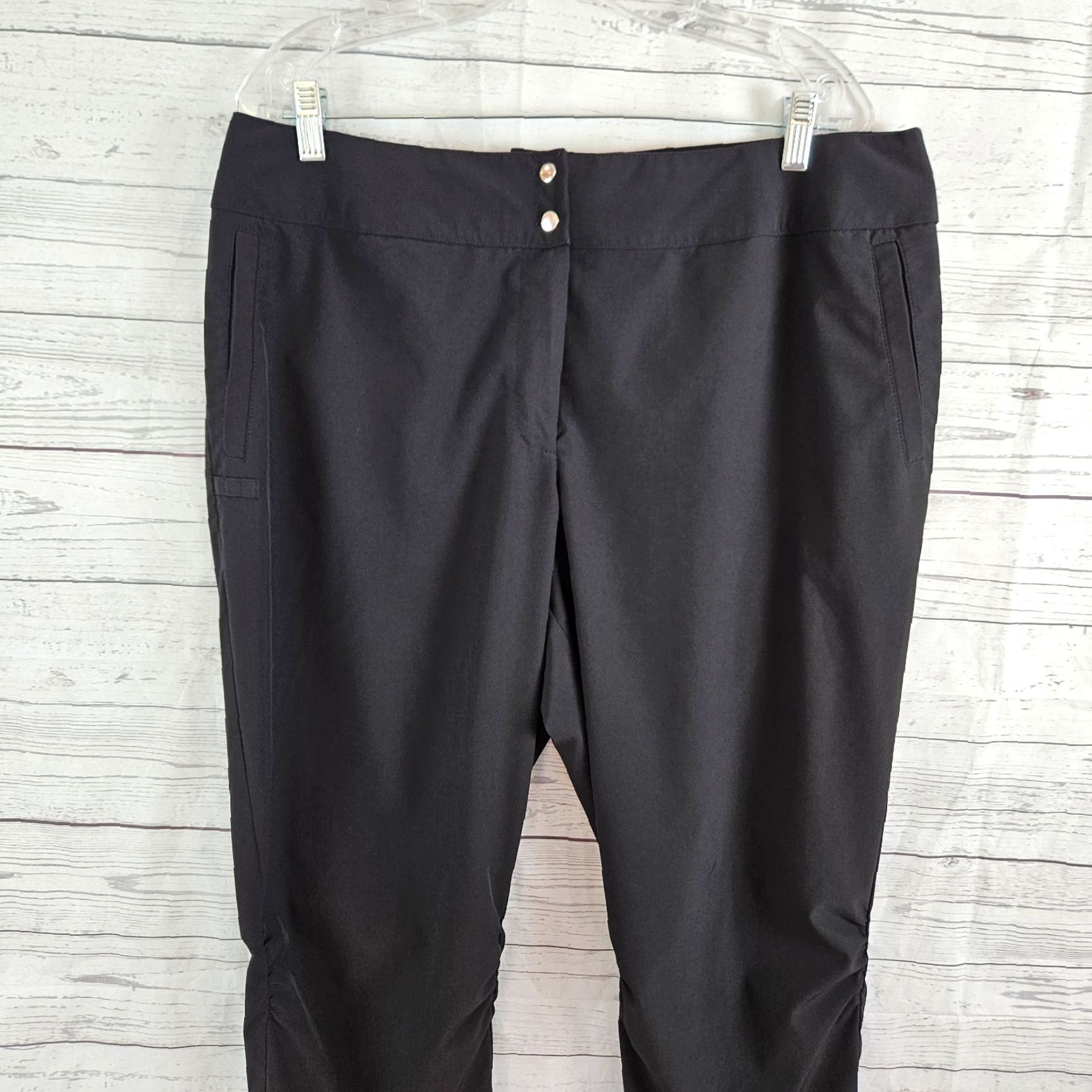 Vintage Chico's Zenergy Golf Womens Cropped Pants 14 Black High Rise Cropped Pants Womens 14 Black Chico's Zenergy Golf Size 36" / US 14 / IT 50 - 2 Thumbnail