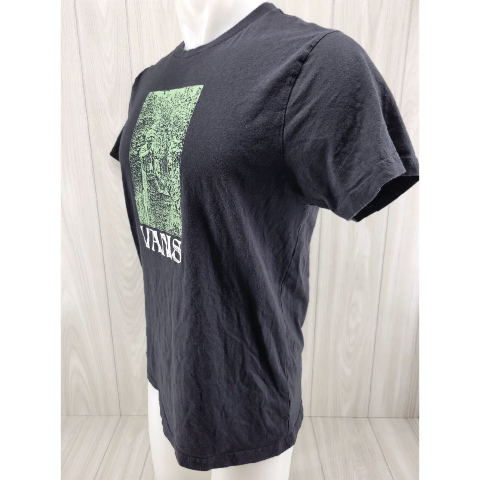 Vans VANS Logo Statue Graphic Shirt Mens Size M Tee Black Short Sleeve Crew Neck VANS Shirt Mens M Black Statue Graphic 90s/Classic Logo Size US M / EU 48-50 / 2 - 3 Thumbnail