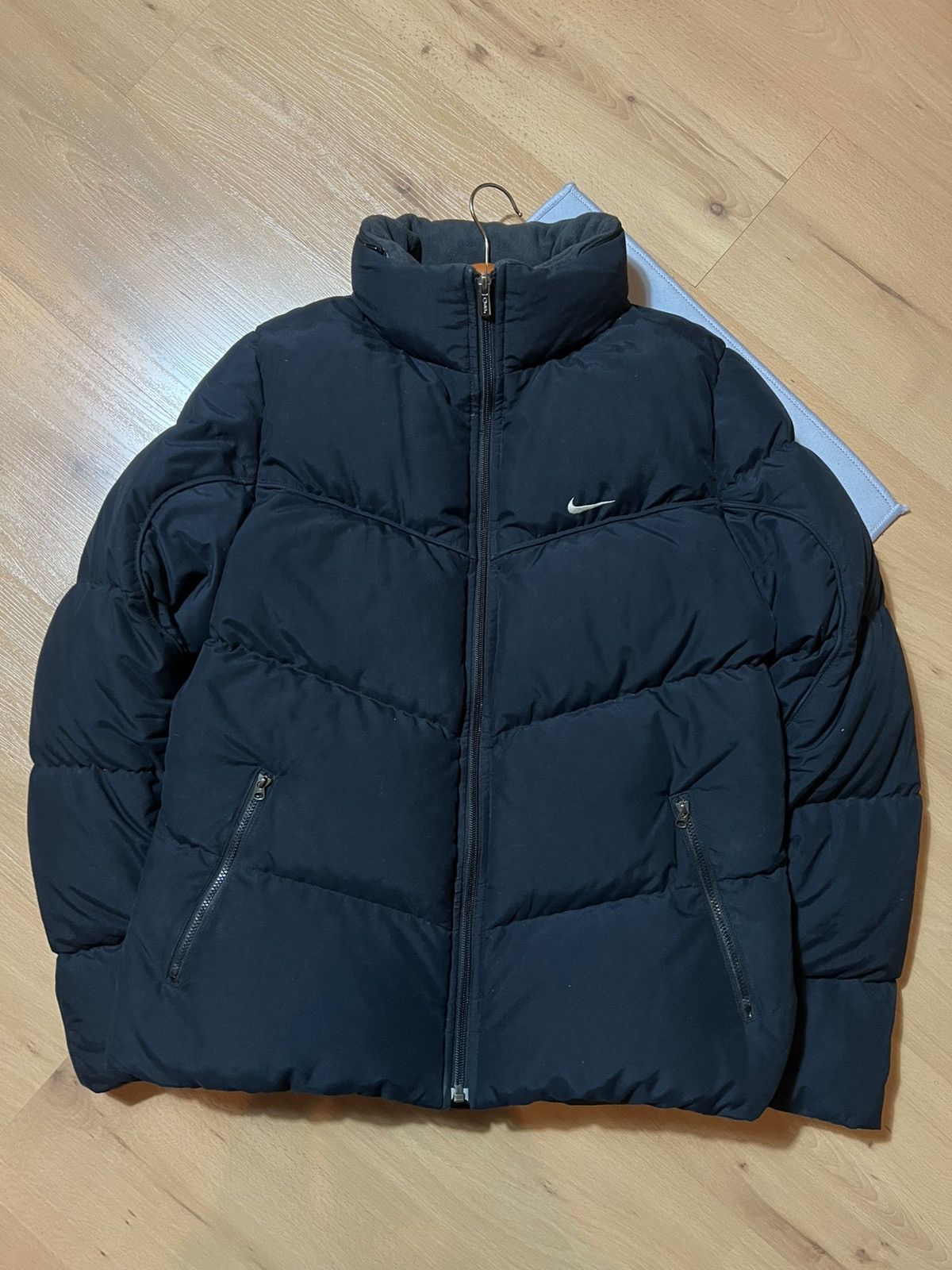 Nike Nike Vintage Puffer Jacket Black Size US M / EU 48-50 / 2 - 1 Thumbnail