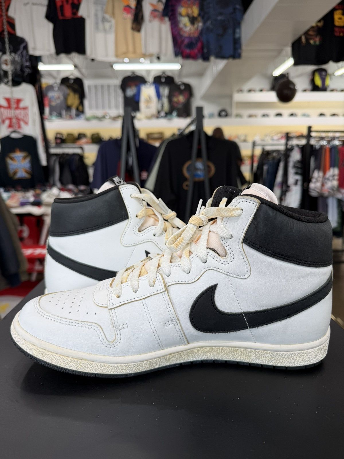 A Ma Maniere × Jordan Brand Air Jordan Air Ship A Ma Maniere White Black Size 11.5(2023) Size US 11.5 / EU 44-45 - 4 Thumbnail