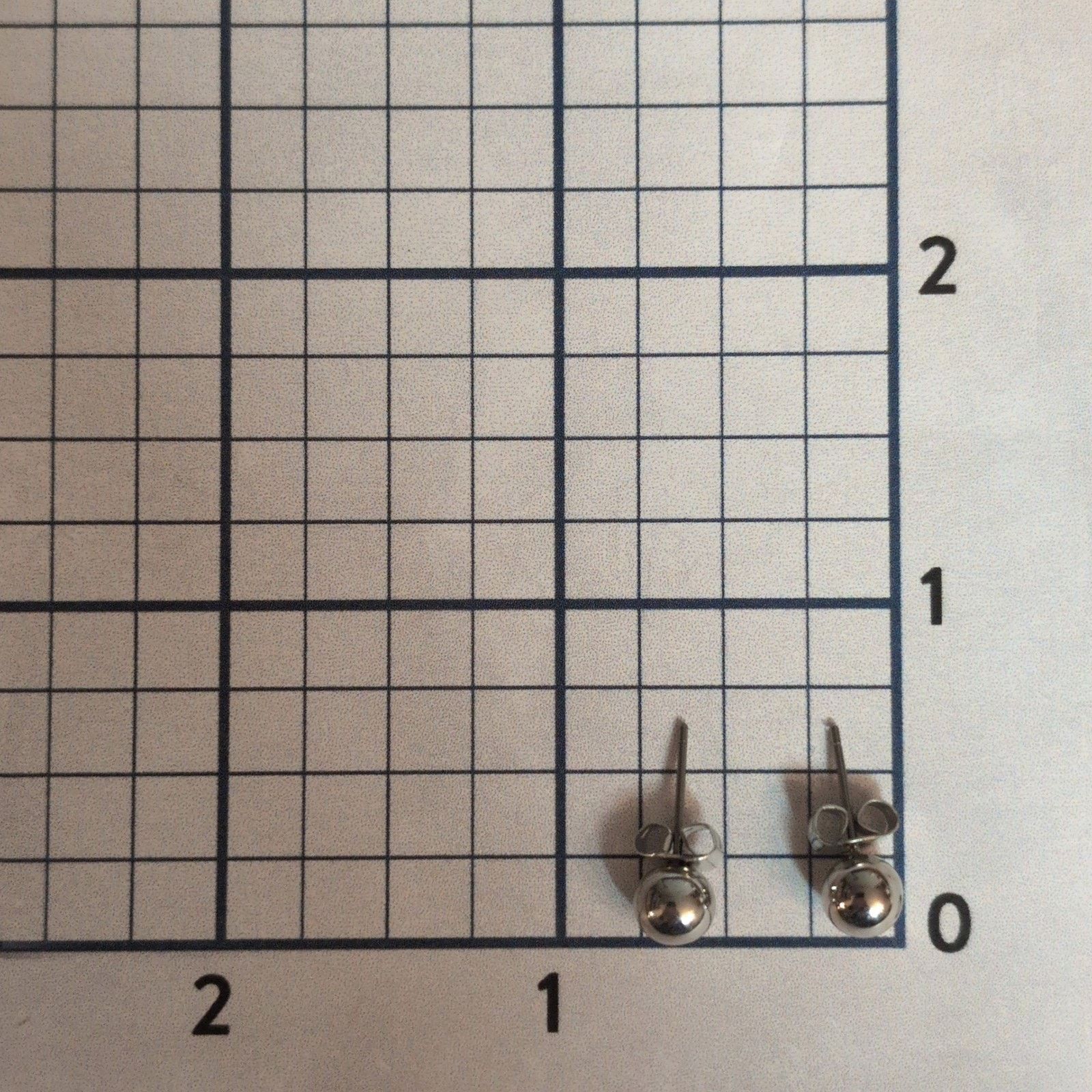 Other Dainty Vintage 1980s Silver-Tone Pierced Ball Stud Earrings Size ONE SIZE - 6 Thumbnail