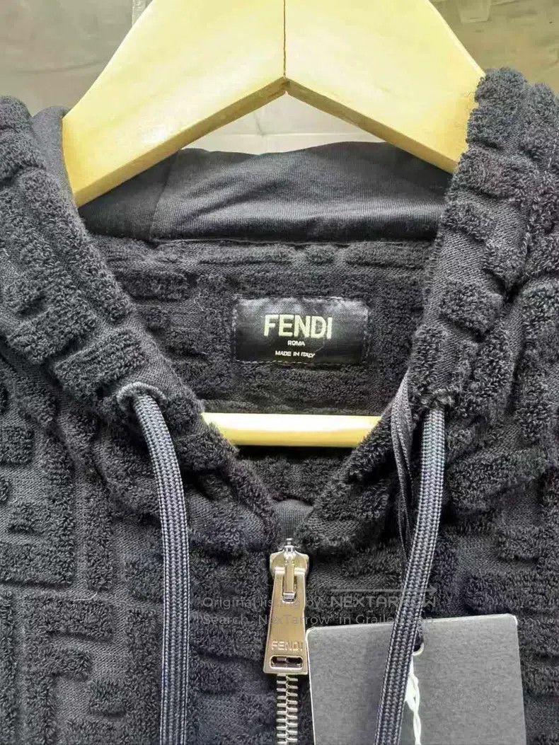 Fendi Fendi Embroidered Flock All-Over Printed Logo Black Towel Size M / US 6-8 / IT 42-44 - 4 Thumbnail