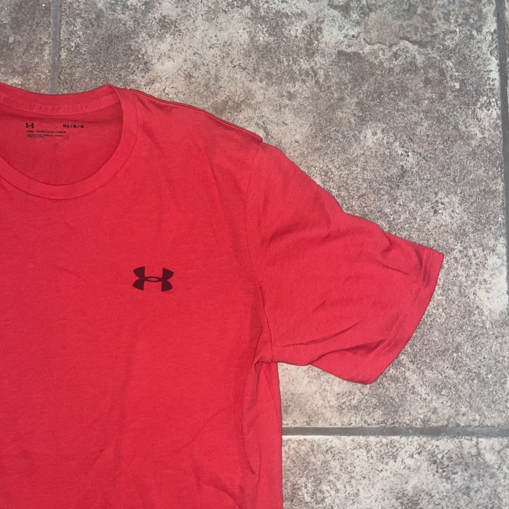 Under Armour VINTAGE Under Amour Heat Gear Red Loose Fit Tee Shirt Mens M Size US M / EU 48-50 / 2 - 2 Thumbnail