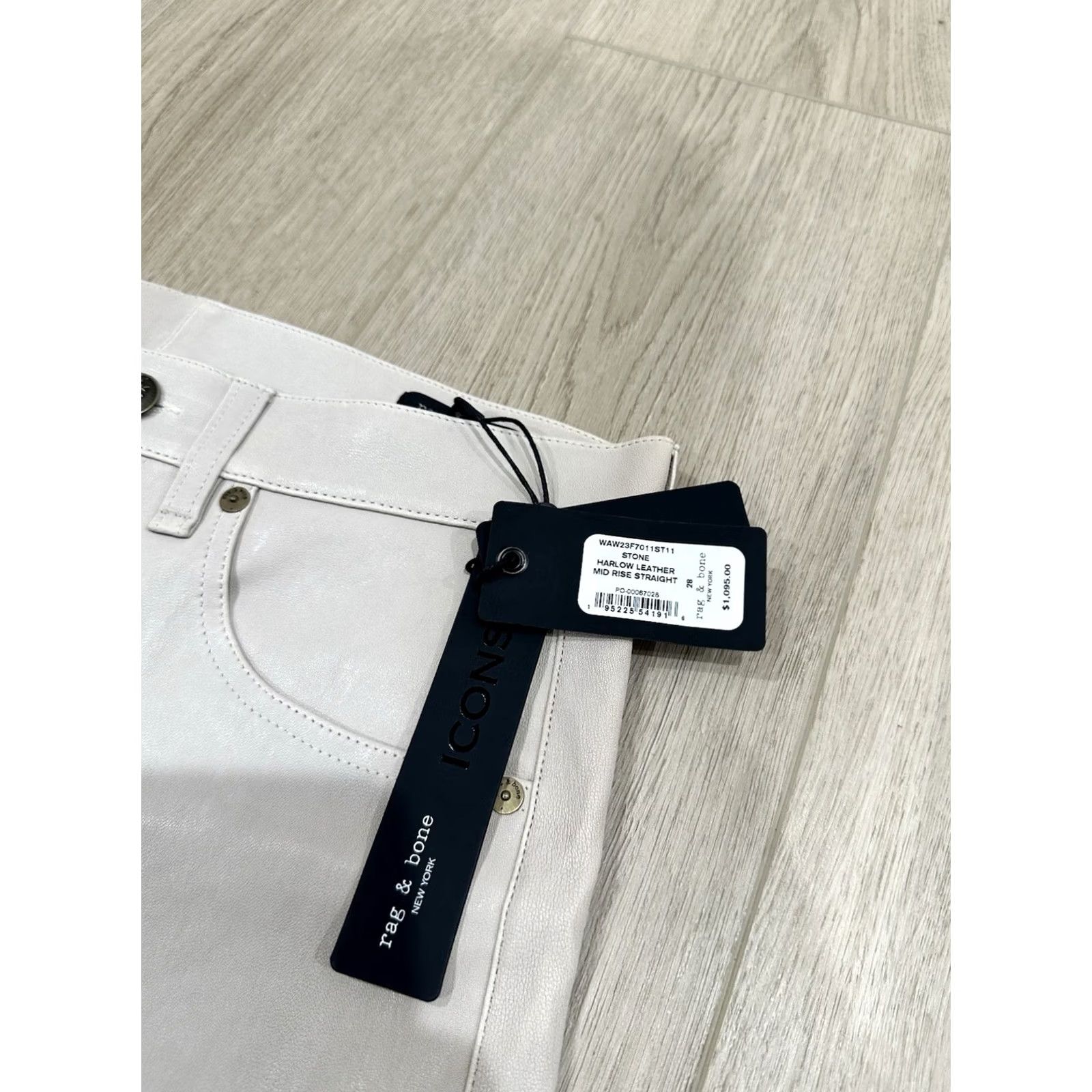 Rag & Bone NWT rag & bone Trousers Stone Leather Mid Rise Straight W28 Women Regular Size 28 Boys? Size 28" / US 6 / IT 42 - 6 Thumbnail