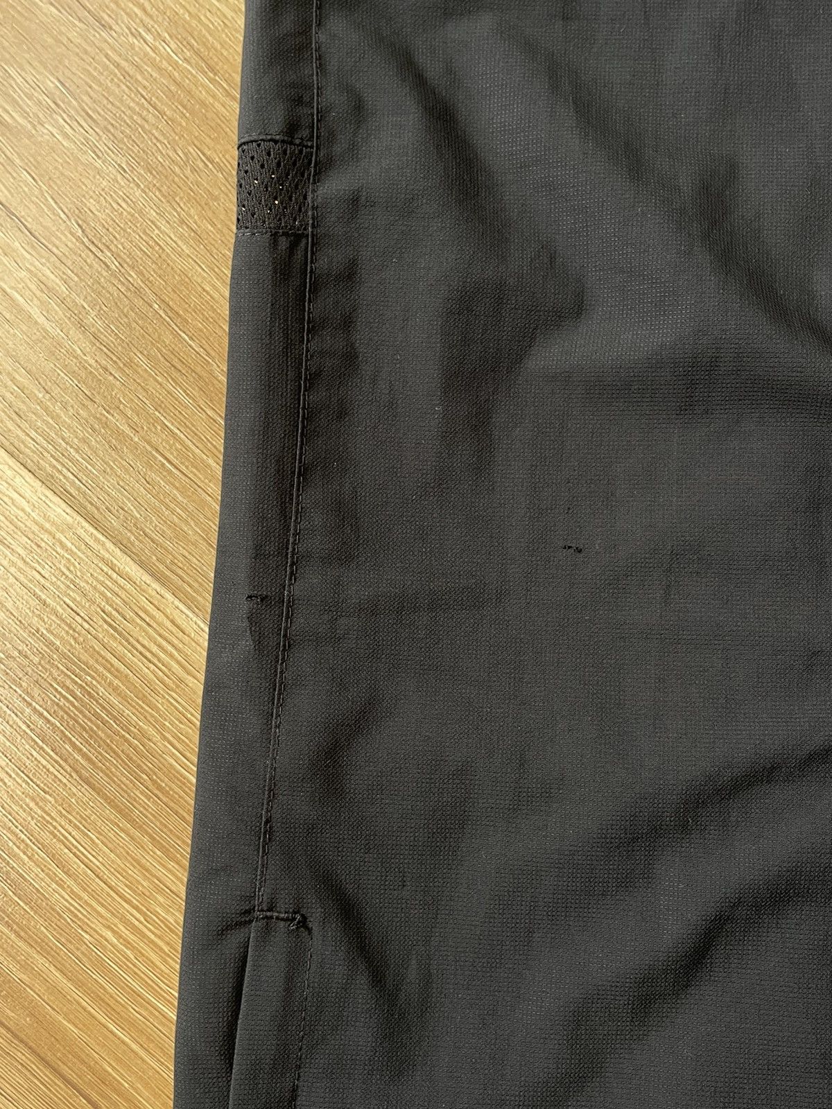 Nike Vintage Nike Air Logo Baggy Parachute Track Pants Size S Size US 34 / EU 50 - 16 Thumbnail