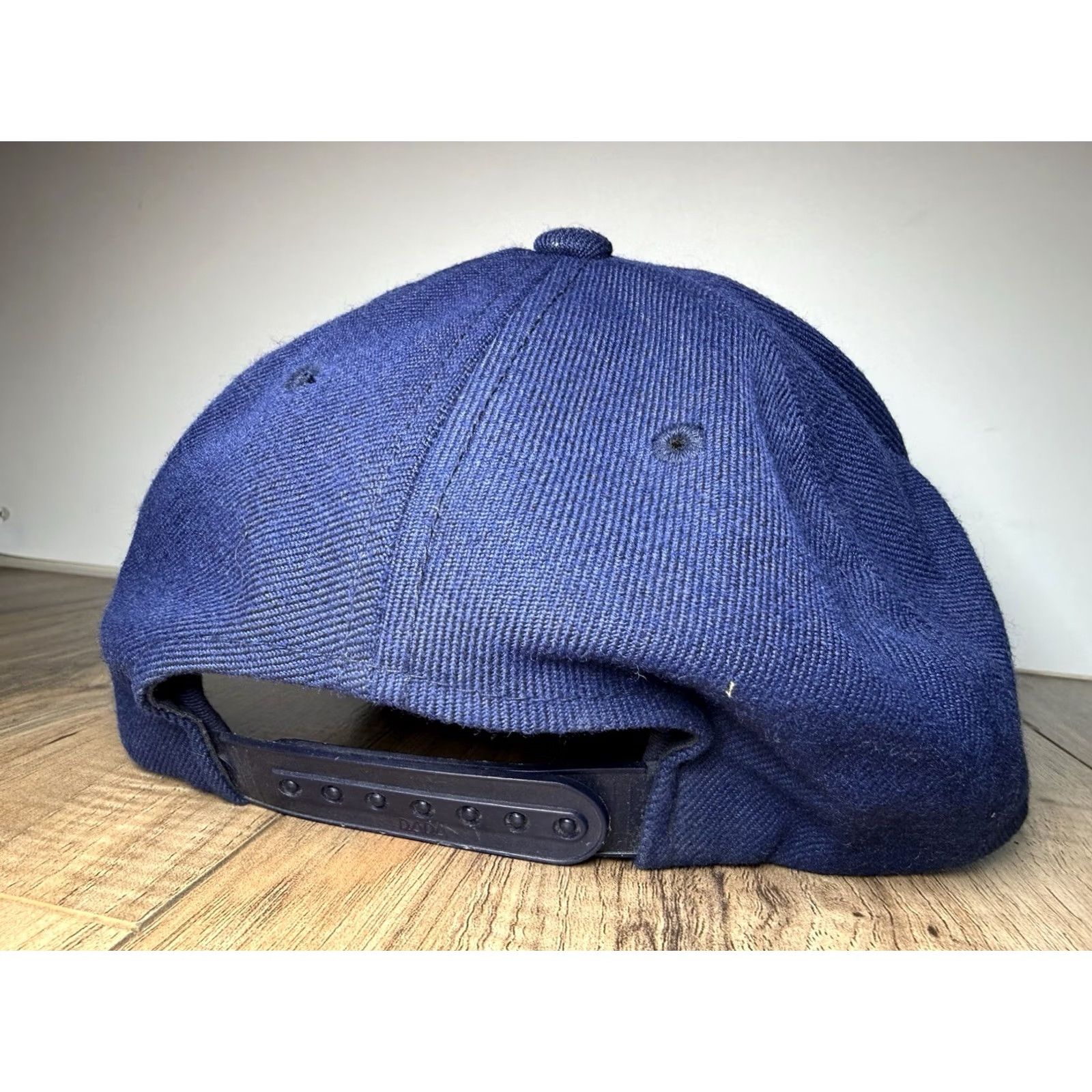 MLB VINTAGE 90s New York Yankees MLB Baseball Big Logo Navy Blue G-Cap Snapback Cap Hat Hats Mens One Size Blue Snapback Cap Size ONE SIZE - 5 Thumbnail