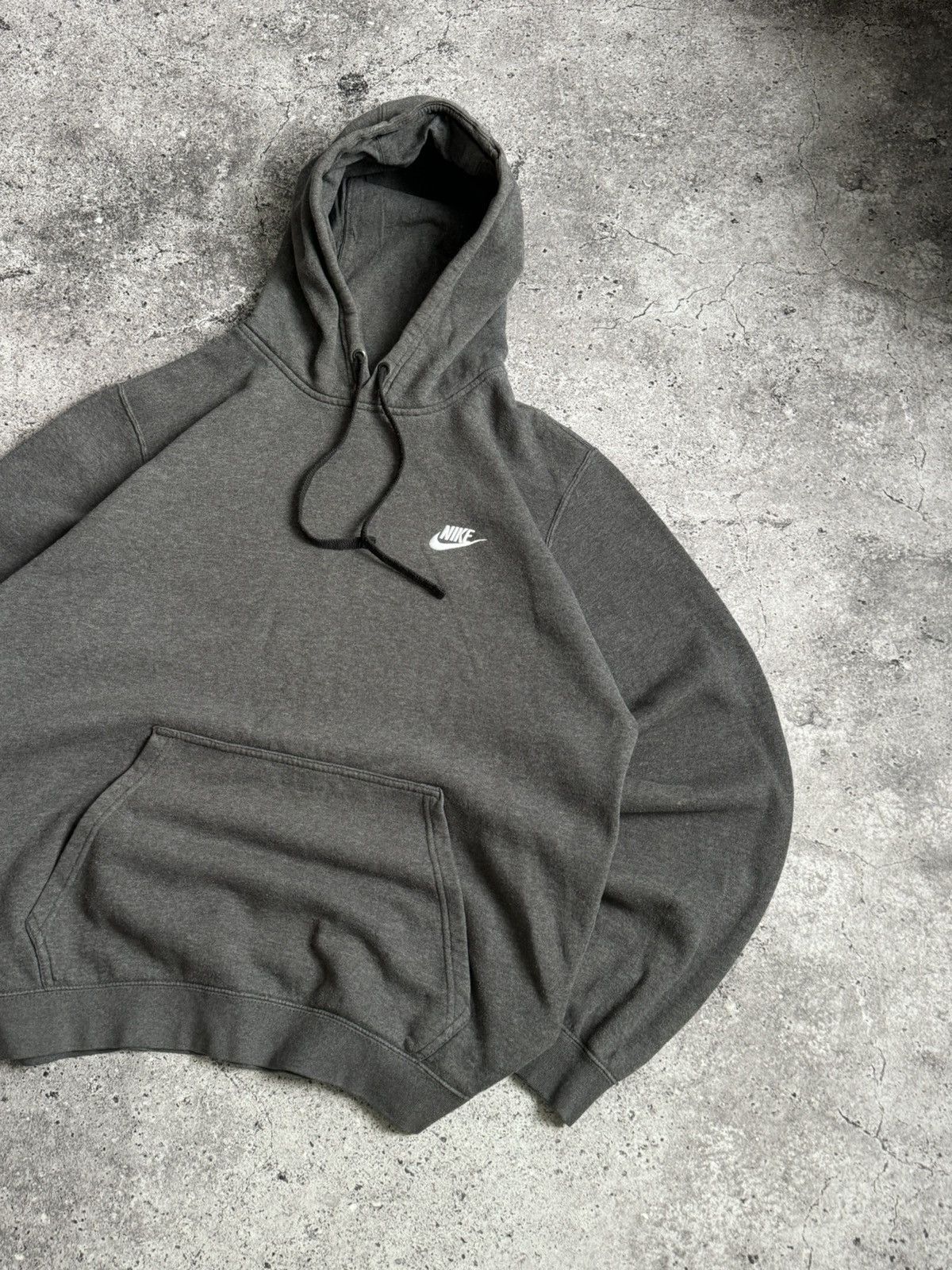 Nike × Vintage Vintage Nike Y2K oversized distressed hoodie Size US L / EU 52-54 / 3 - 4 Thumbnail