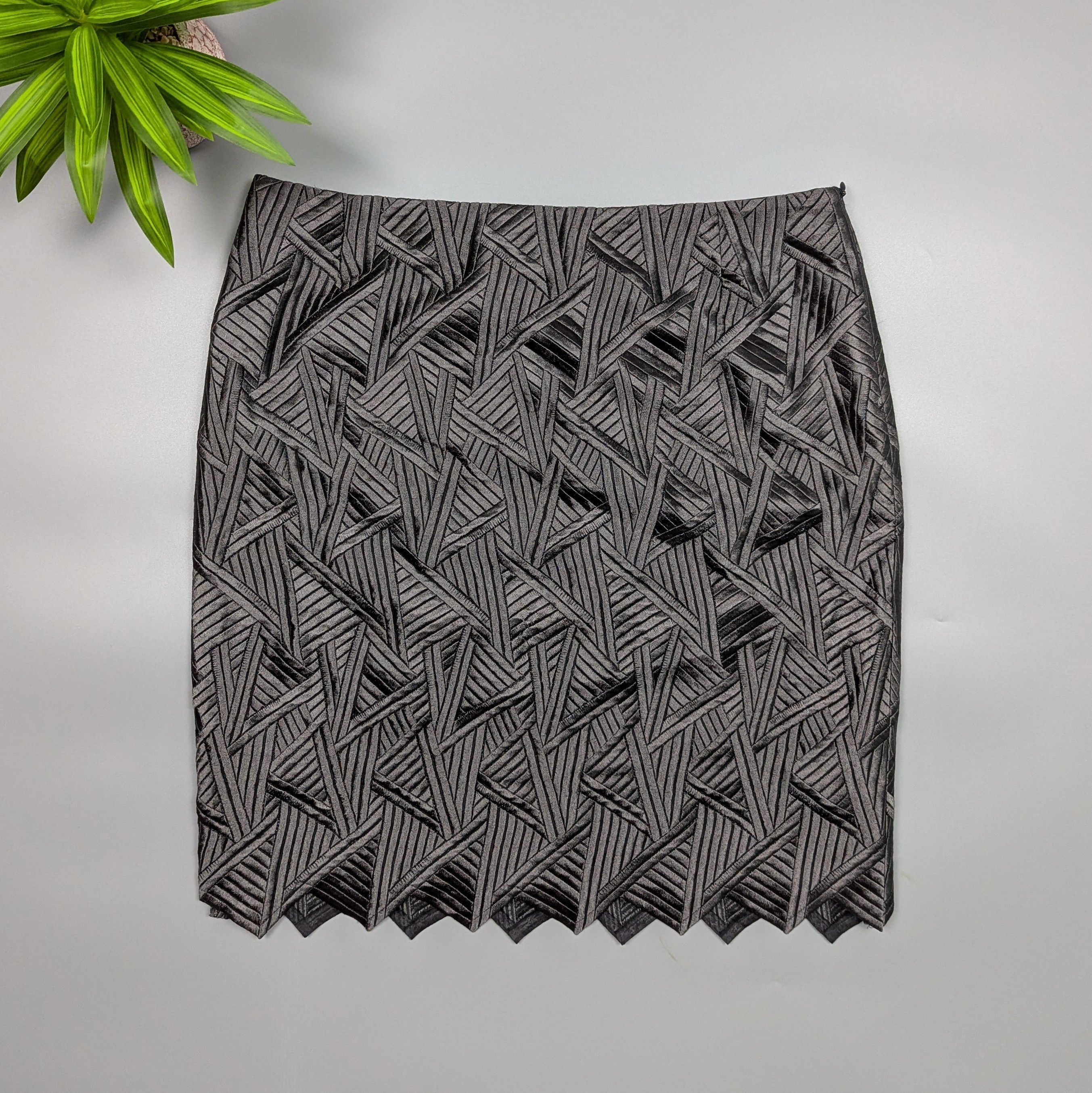 Akris AKRIS Women’s 100% Silk Straight Pencil Skirt Size 34" / US 12 / IT 48 - 1 Thumbnail