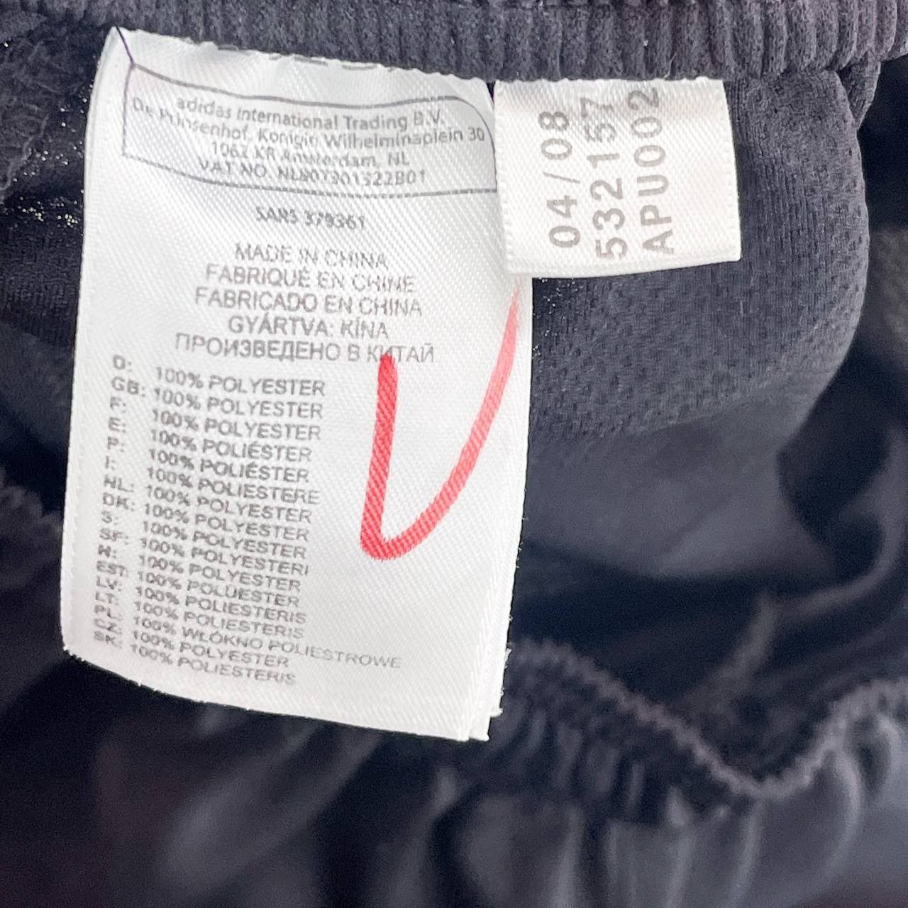 Adidas Adidas shorts Liverpool Size US 36 / EU 52 - 5 Thumbnail