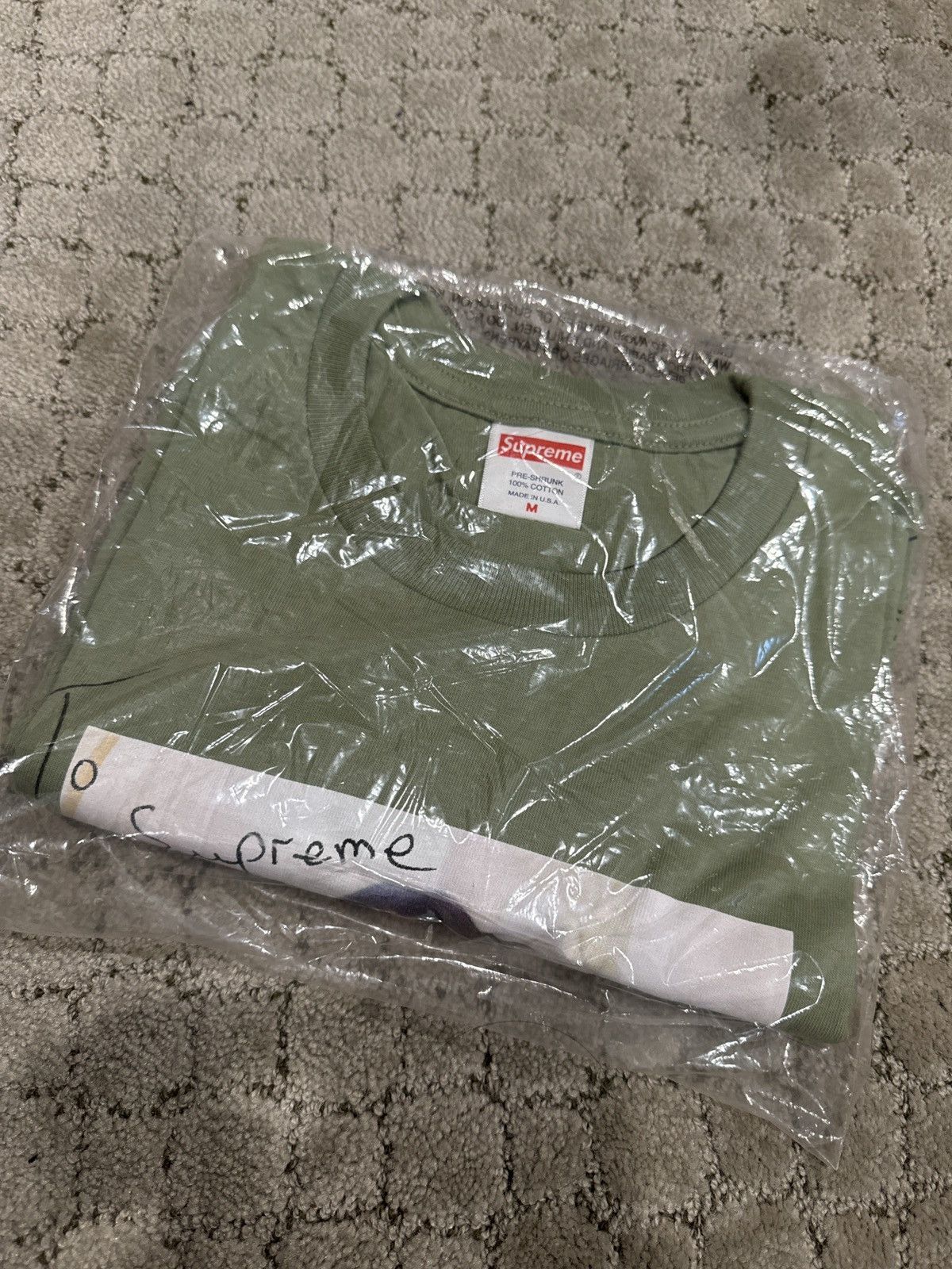 Supreme Supreme lil Kim tee Size US M / EU 48-50 / 2 - 2 Thumbnail