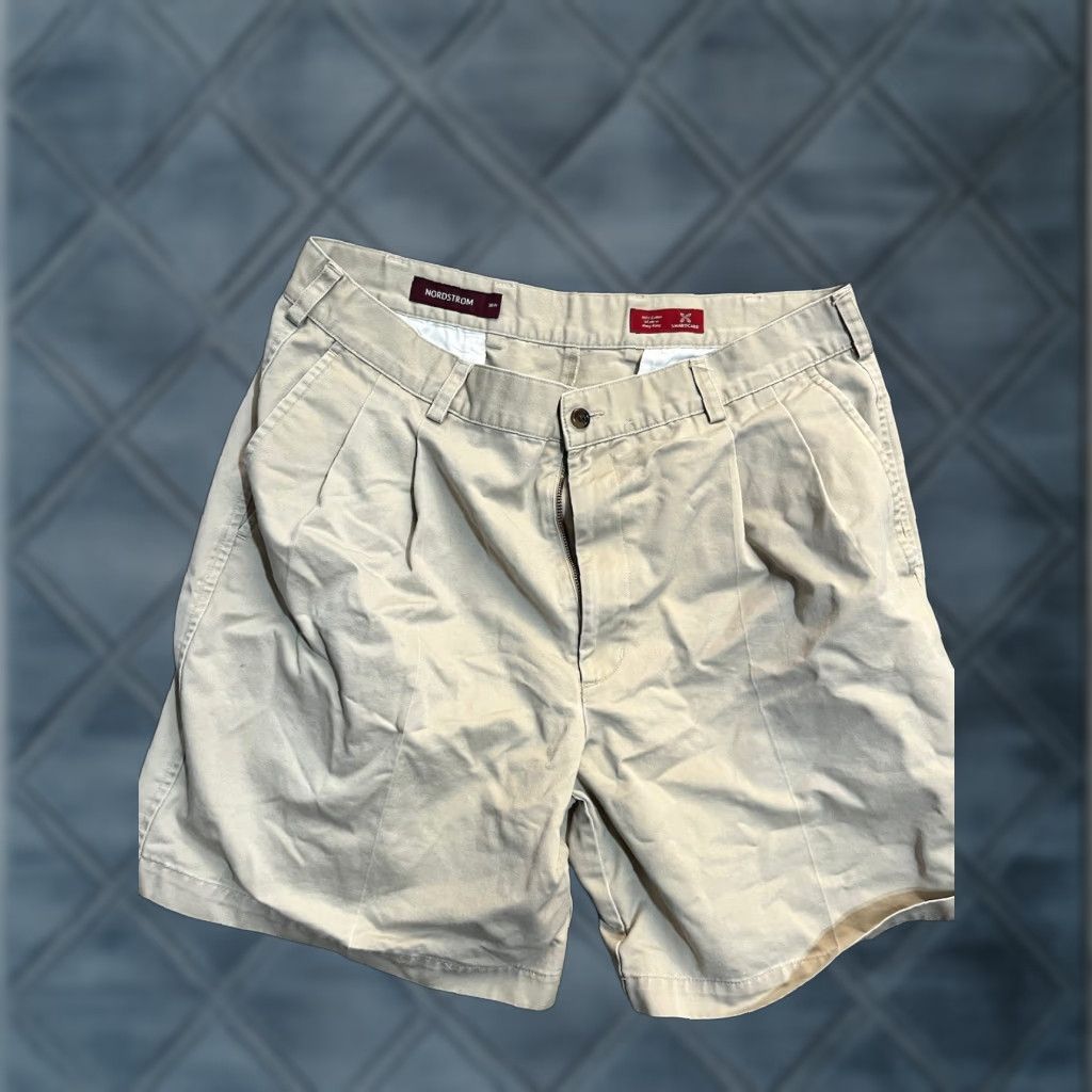 Nordstrom Nordstrom Mens Shorts Bermuda Size 38 Regular Beige Cotton Pleated Front High Rise Pockets Shirt? Size US 38 / EU 54 - 1 Thumbnail