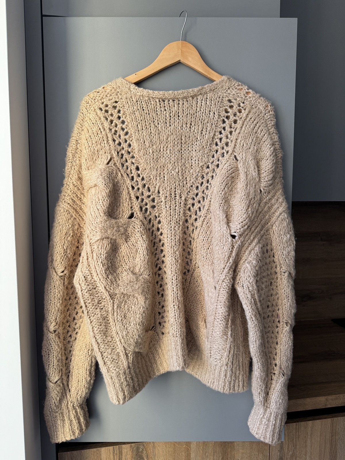 Designer × Iro Iro Besty Cable Knit Cardigan in Beige Size L / US 10 / IT 46 - 9 Thumbnail