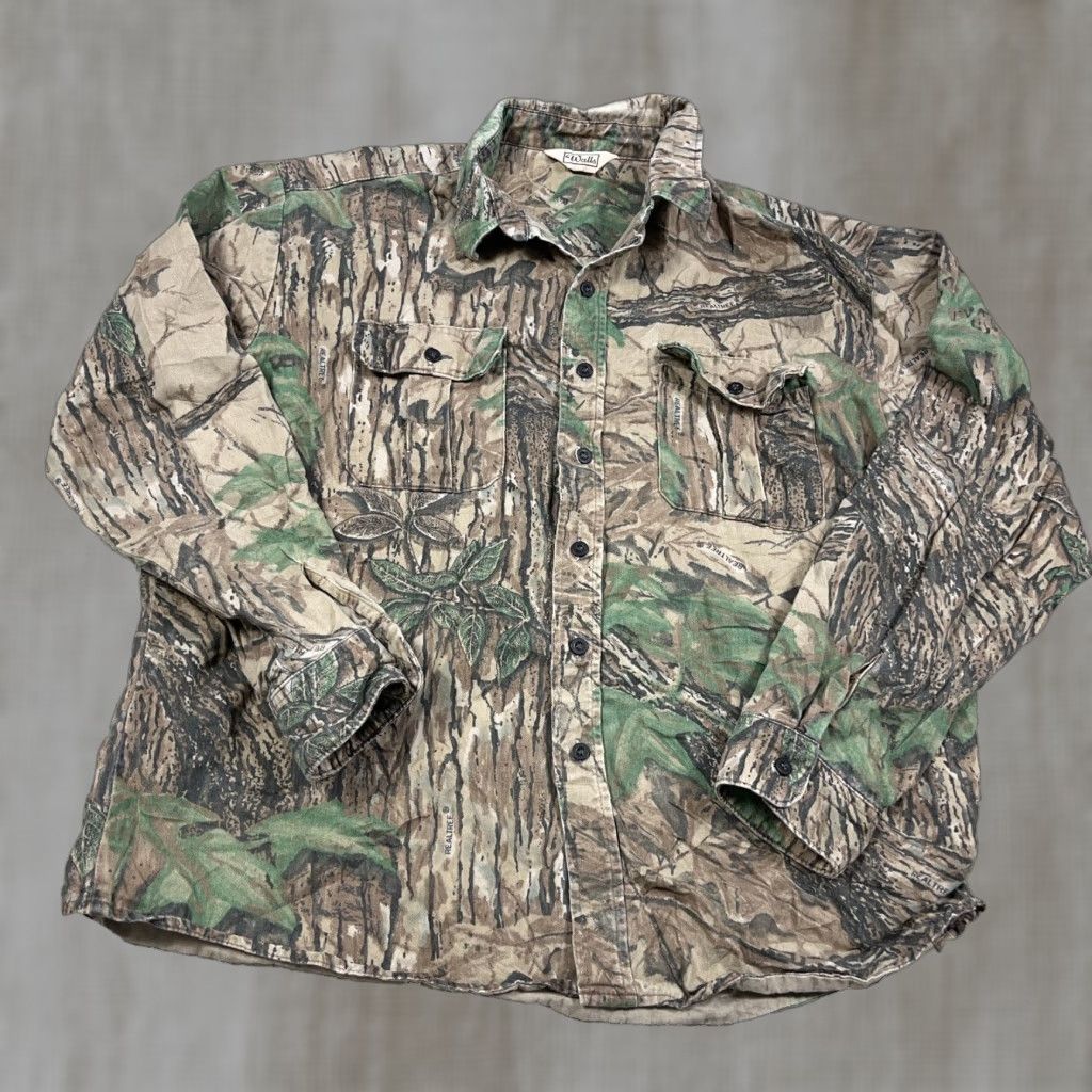 Walls VINTAGE Realtree Camo Shirt Men XXL Button Up Twill Denim Faded 90s Y2K Shacket Size US XXL / EU 58 / 5 - 1 Thumbnail
