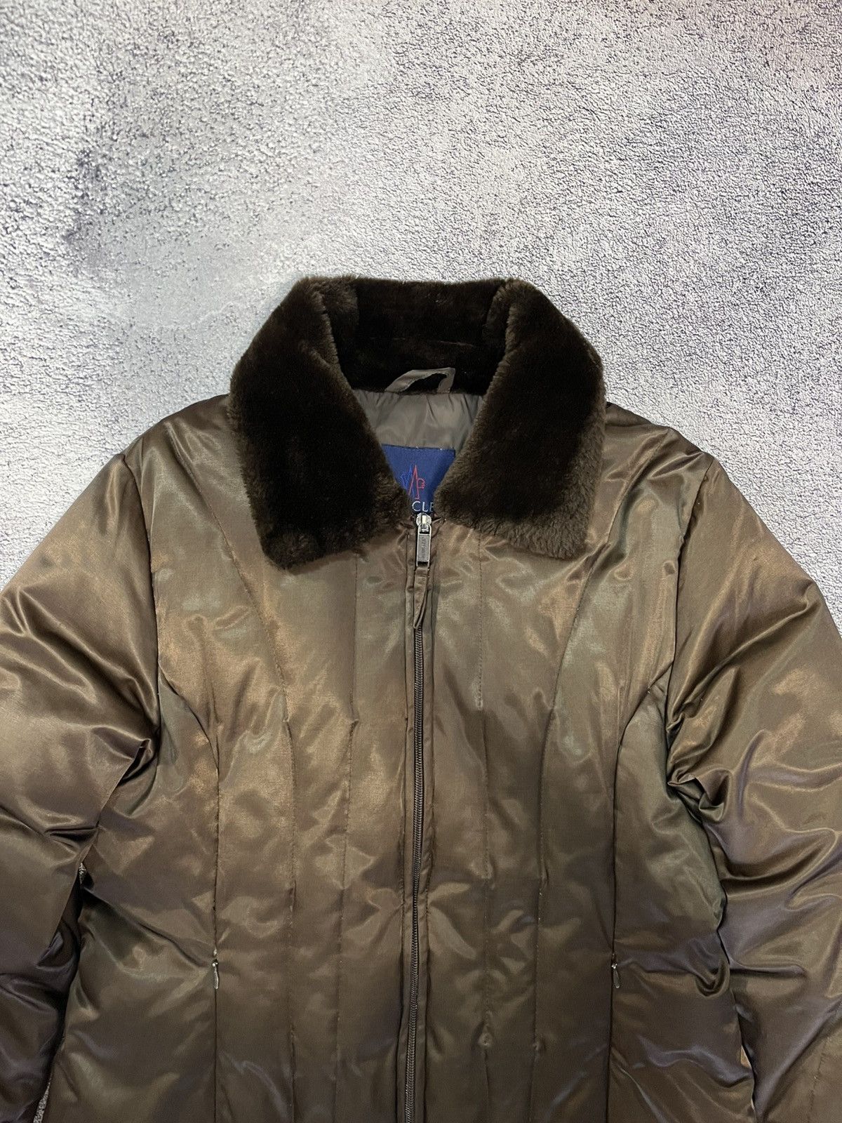 Moncler Vintage Moncler Women Down Puffer Jacket Brown Fur Collar Size M / US 6-8 / IT 42-44 - 13 Thumbnail