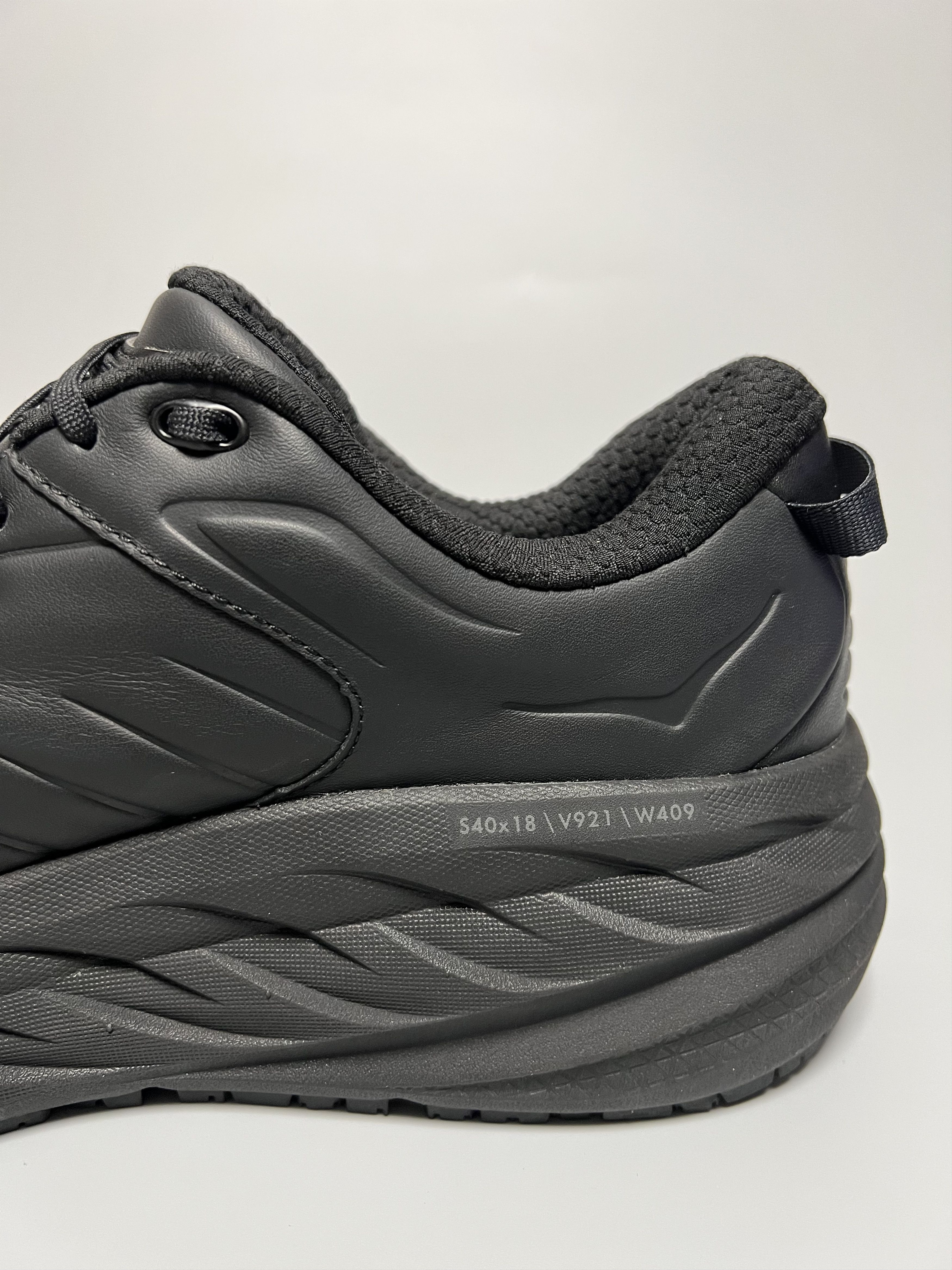 Hoka 11.5 EE Hoka One One Bondi SR Wide Running Shoes Walking Size US 11.5 / EU 44-45 - 11 Thumbnail