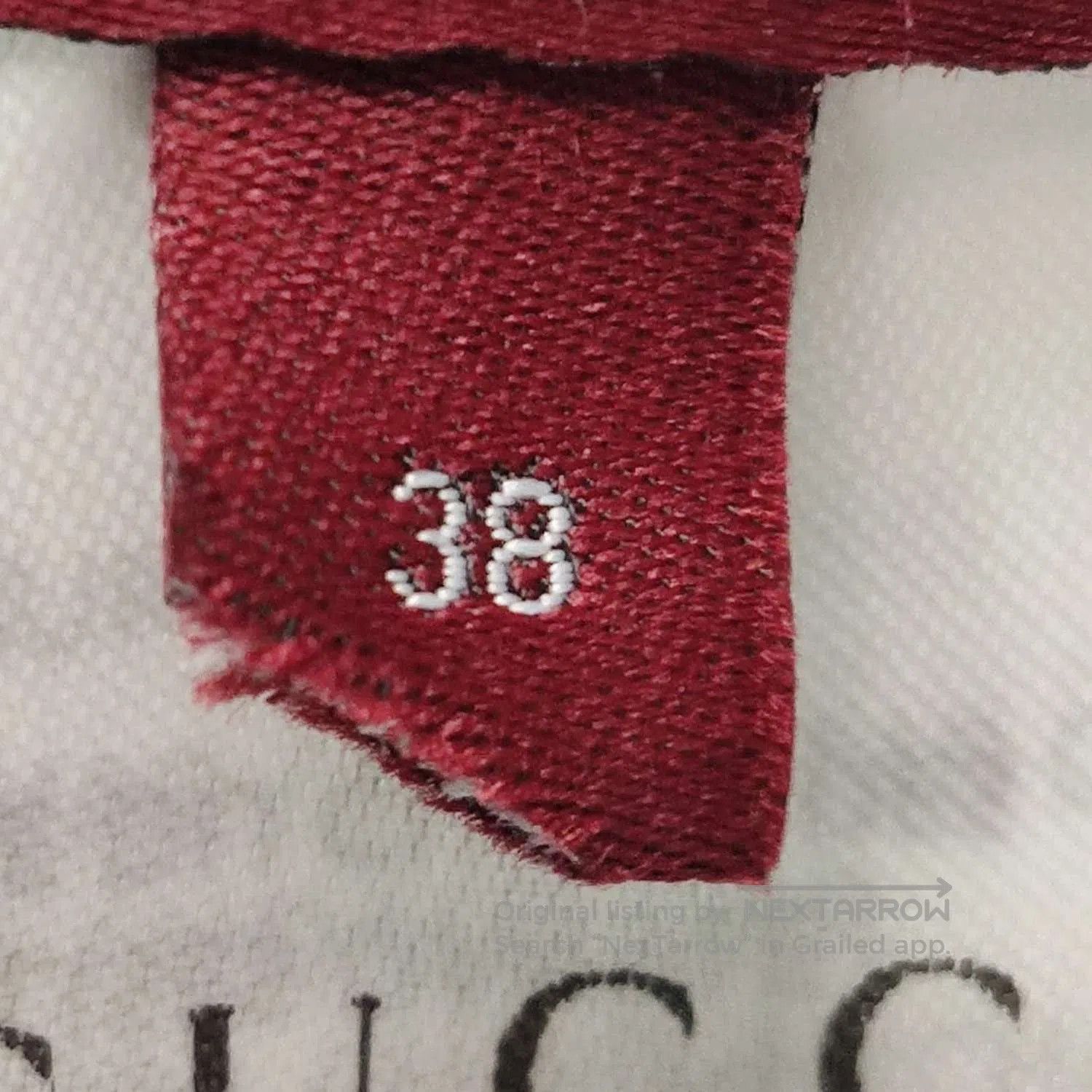 Gucci Gucci XS/38 Black Hooded Reversible Sheepskin Vest. Size XS / US 0-2 / IT 36-38 - 6 Thumbnail