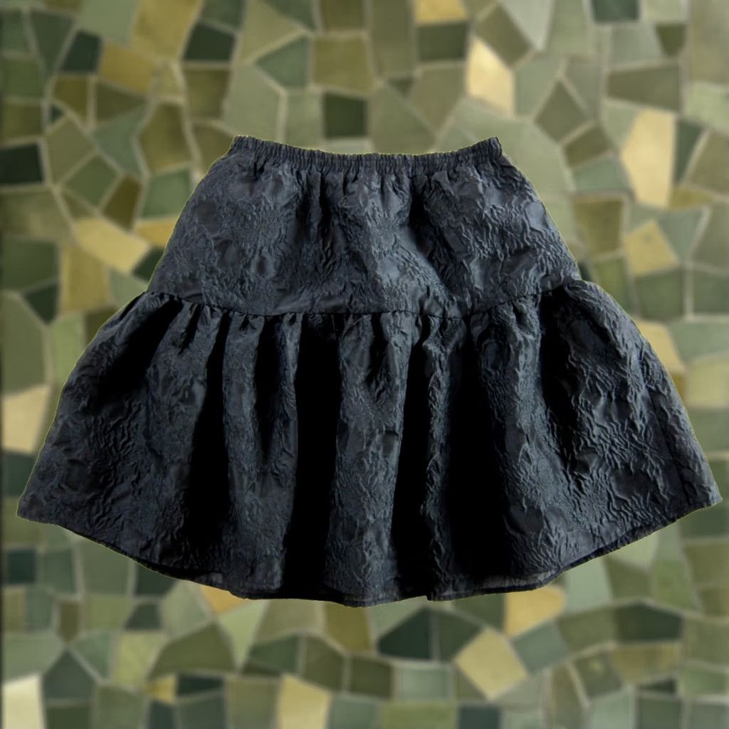 Vintage BARDOT Skirt A-Line Nylon Polyester Black 8/M Floral Jacquard Stretch Lined Elastic Waist Knee Length Vintage No NWT Size 30" / US 8 / IT 44 - 1 Thumbnail