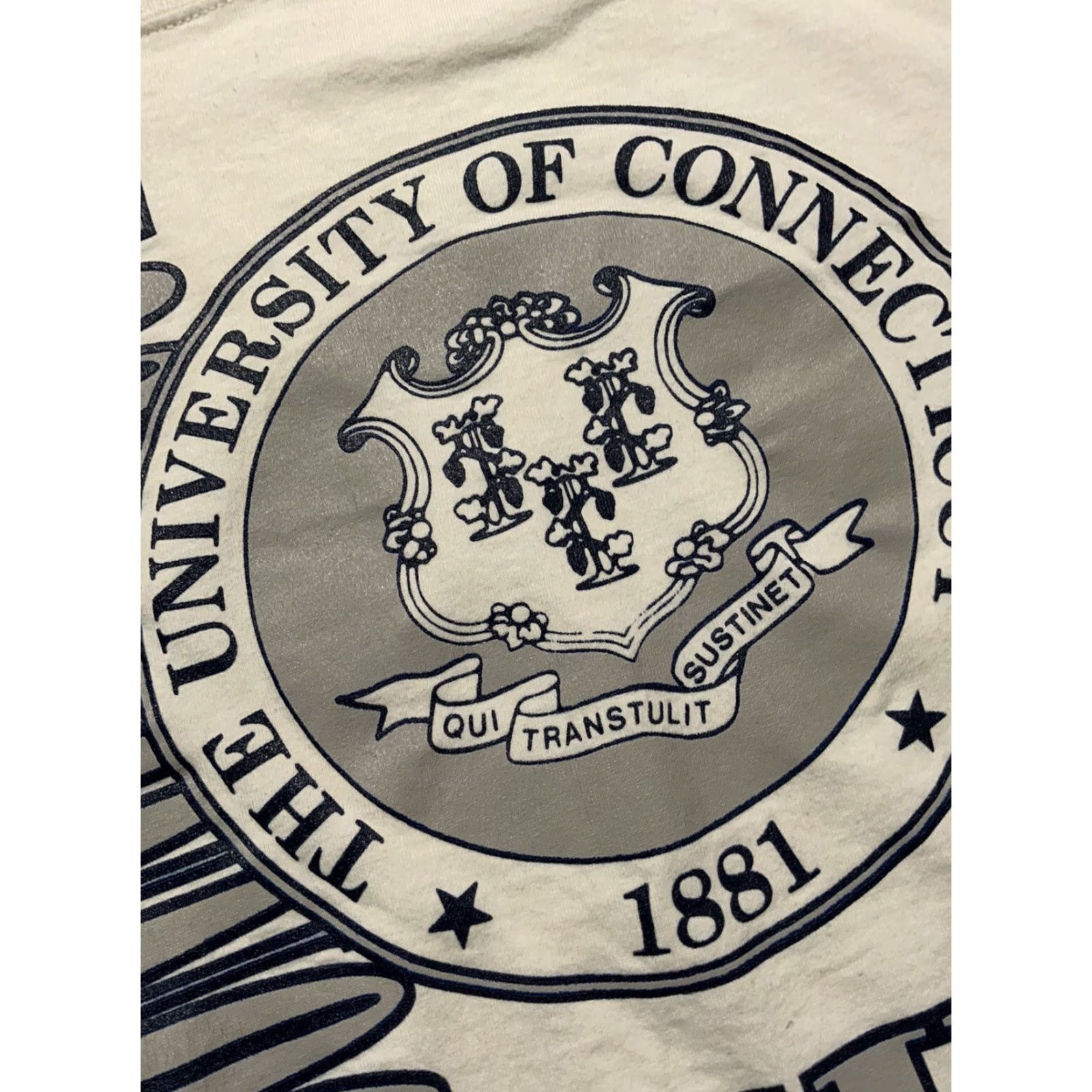 Vintage VINTAGE 90s UCONN Huskies Single Stitch T-Shirt L Mens Size US L / EU 52-54 / 3 - 7 Thumbnail