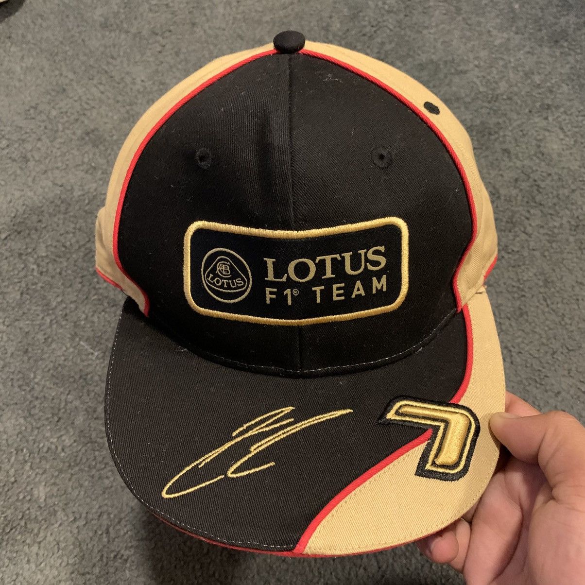 Formula 1 RARE Kimi Räikkönen 2013 Lotus F1 "The Iceman" Cap Size ONE SIZE - 2 Thumbnail