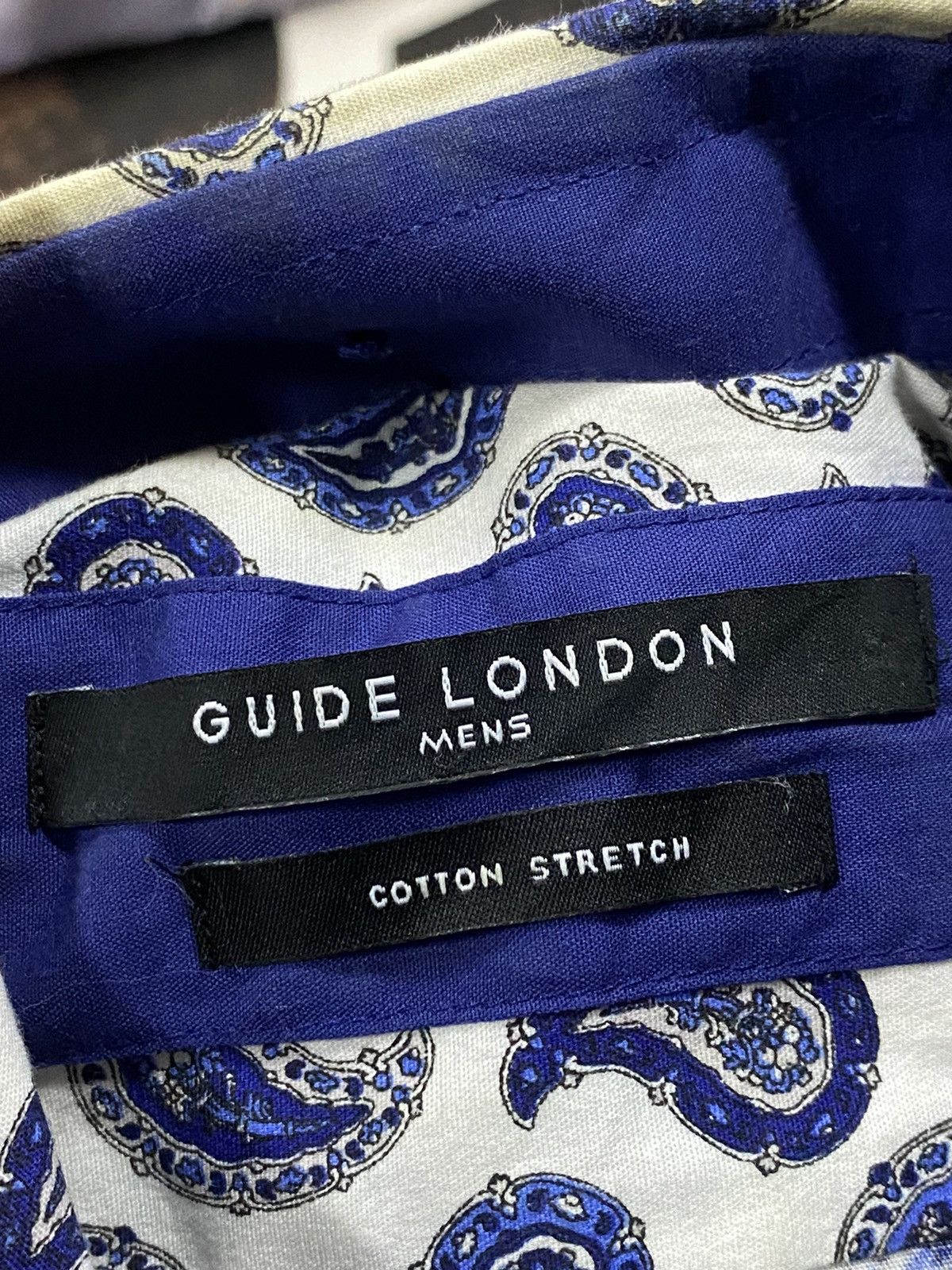 Guide Series × Japanese Brand Guide London button up Size US M / EU 48-50 / 2 - 11 Thumbnail