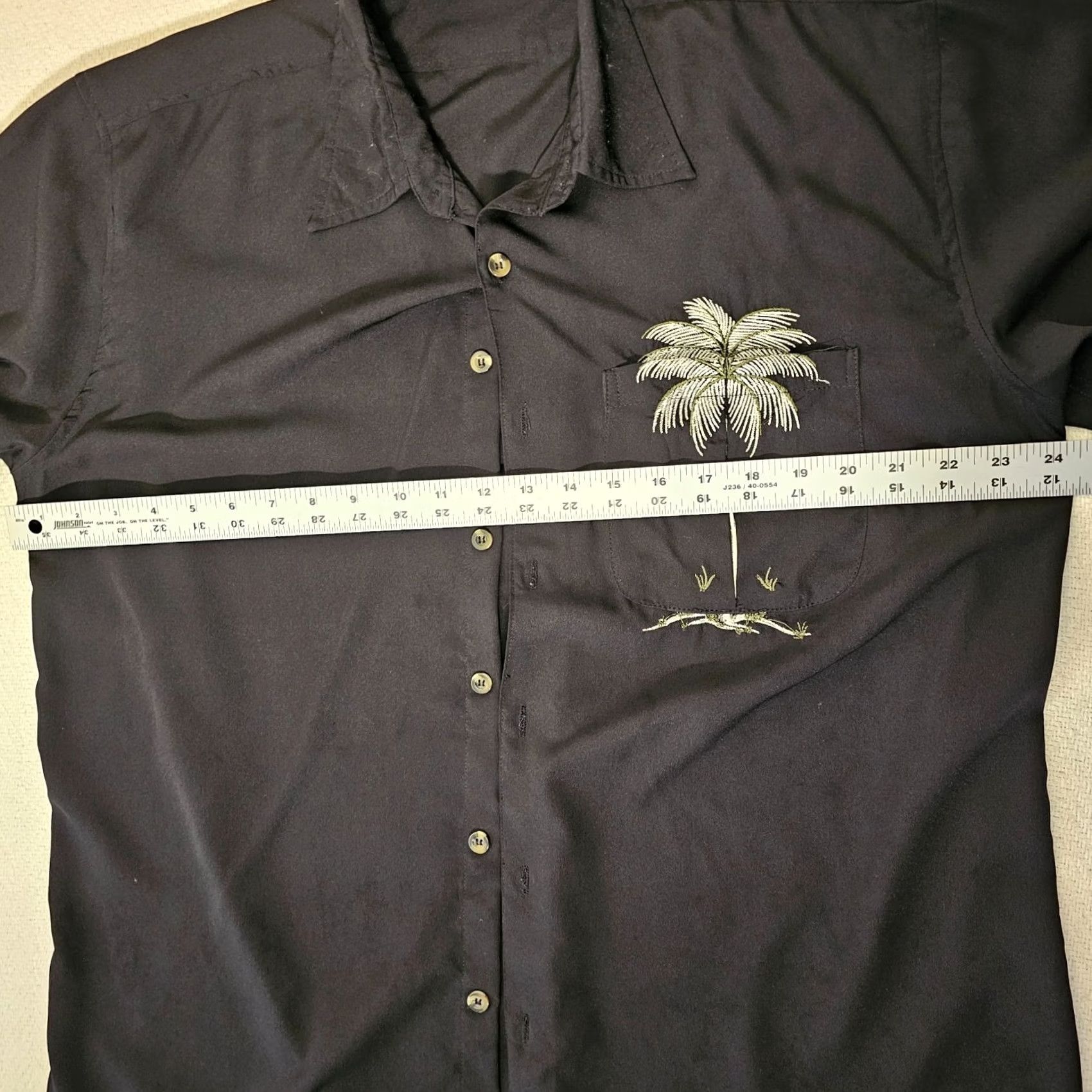 Vintage VINTAGE Resortwear Hawaiian Button-Up Shirt XL Black Pocket Palm Mens Size US XL / EU 56 / 4 - 6 Thumbnail
