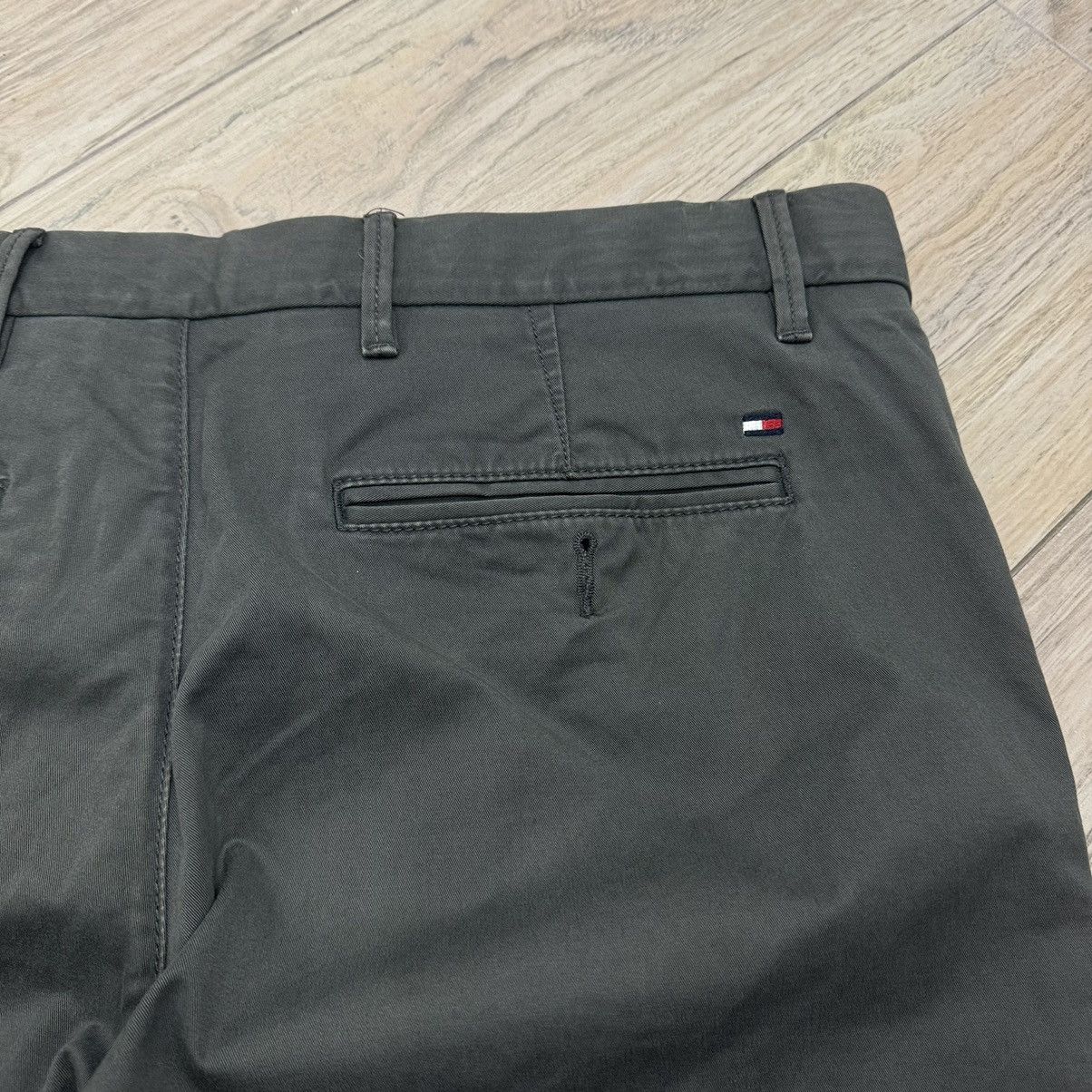 Tommy Hilfiger Essential Tommy Hilfiger Straight Fit Denton Chino Pants Size US 34 / EU 50 - 12 Thumbnail