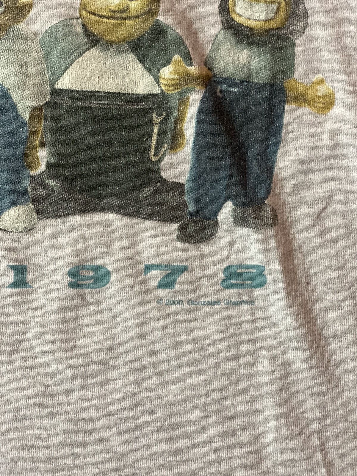 Homies Rare Vintage 00's Y2K Homies Hip-Hop tee Size US L / EU 52-54 / 3 - 7 Thumbnail