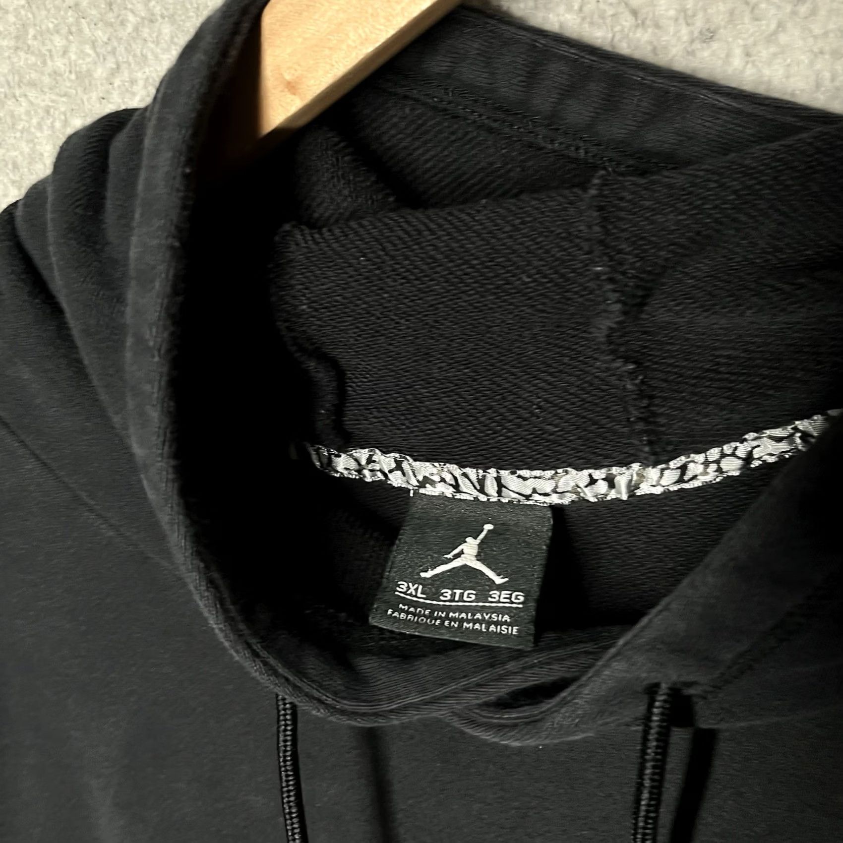 Jordan Brand Air Jordan Hoodie Men 3XL Black Sleeveless Jumpman Basketball Training Y2K VTG Hoodie Velcro? Size US XXL / EU 58 / 5 - 3 Thumbnail