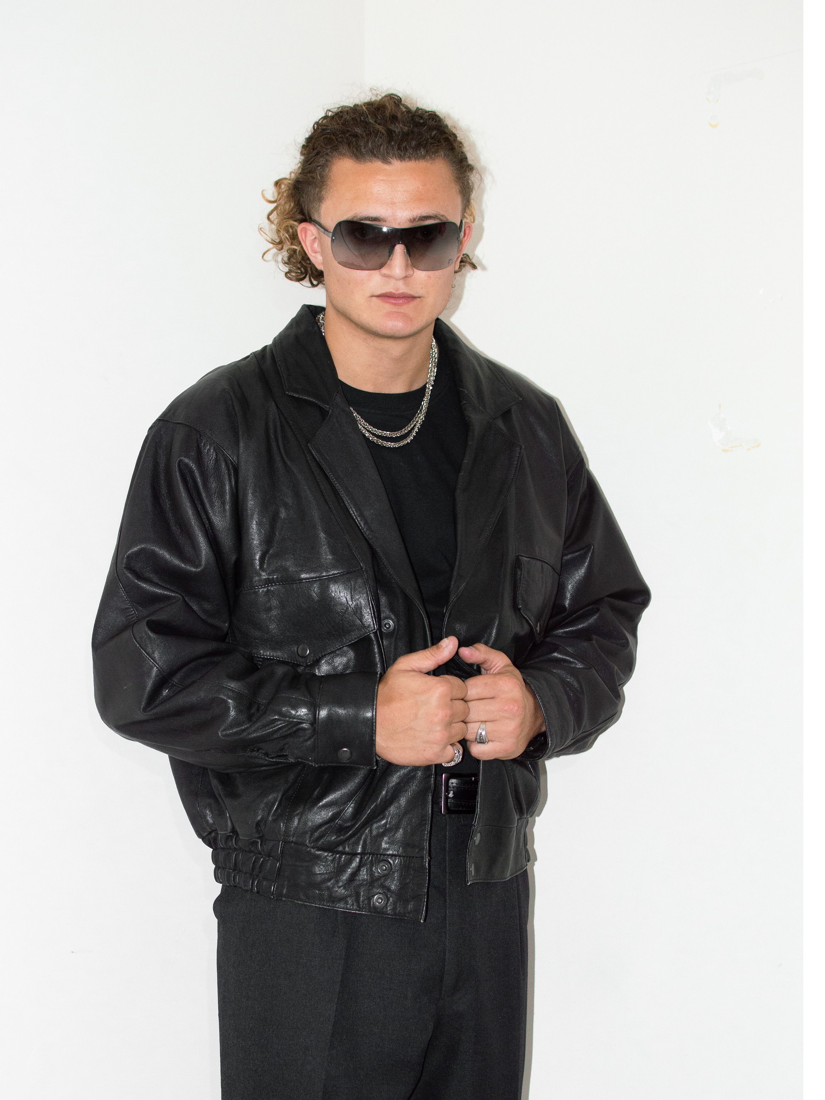 Designer × Japanese Brand × Vintage 90s Vintage Black faded real leather bomber jacket Size US XXL / EU 58 / 5 - 7 Thumbnail