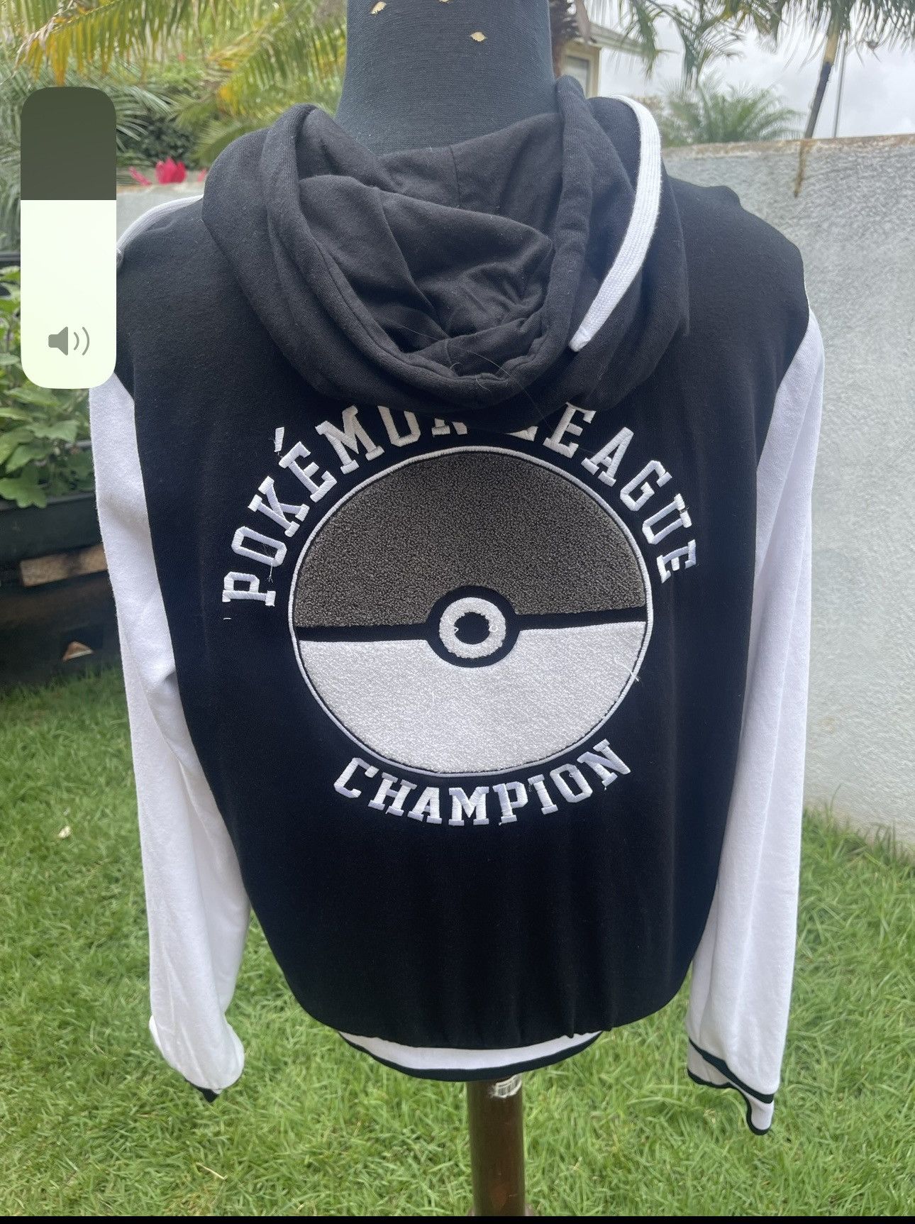 Pokemon Pokemon Black League Champion Button Up Hoodie Men's L Size US L / EU 52-54 / 3 - 2 Thumbnail