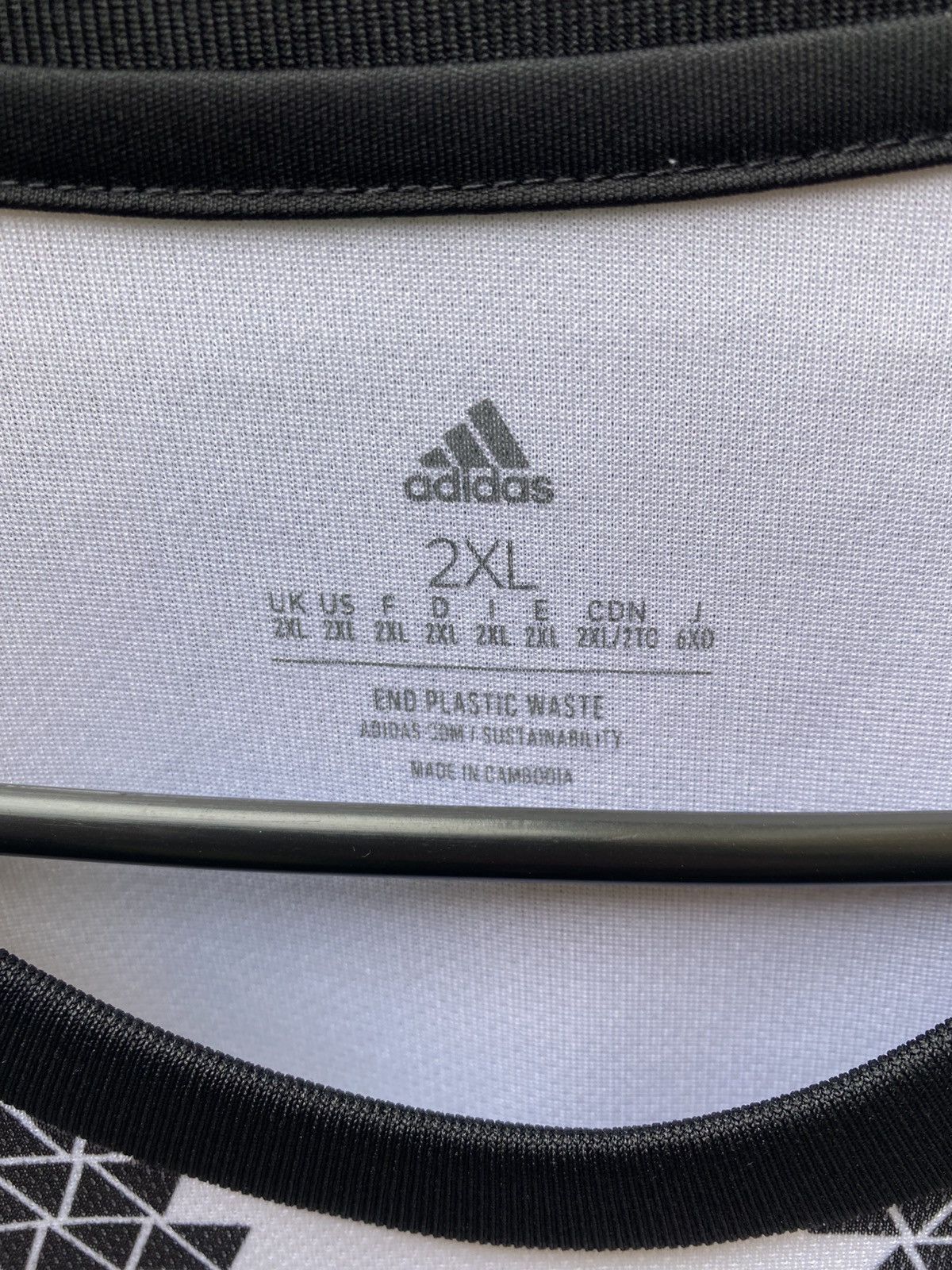 Adidas Juventus 2022 2023 Adidas Home Soccer Football Jersey PSG Size US XXL / EU 58 / 5 - 8 Thumbnail