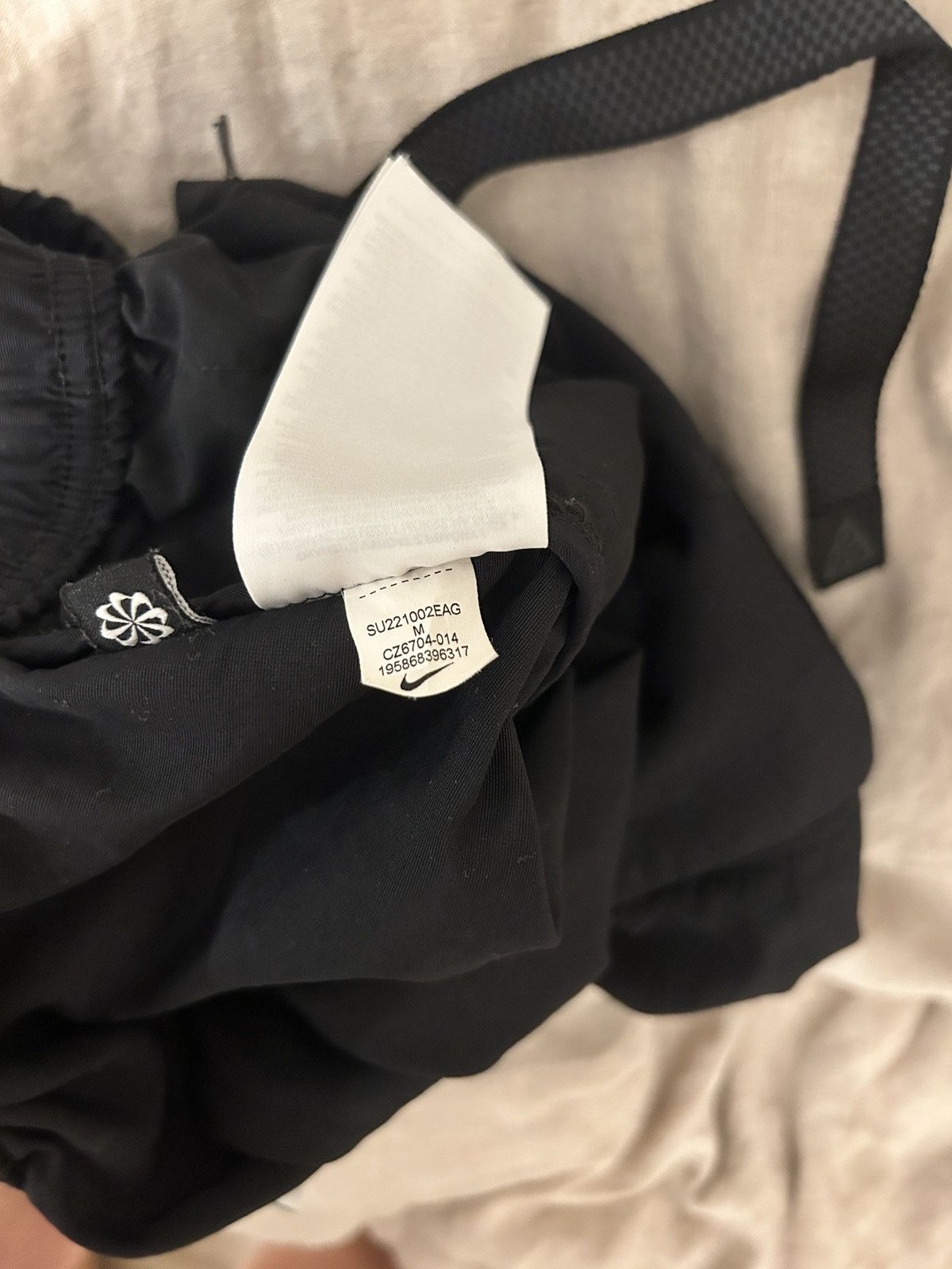 Nike ACG Nike acg trail shorts black Size US 32 / EU 48 - 8 Thumbnail