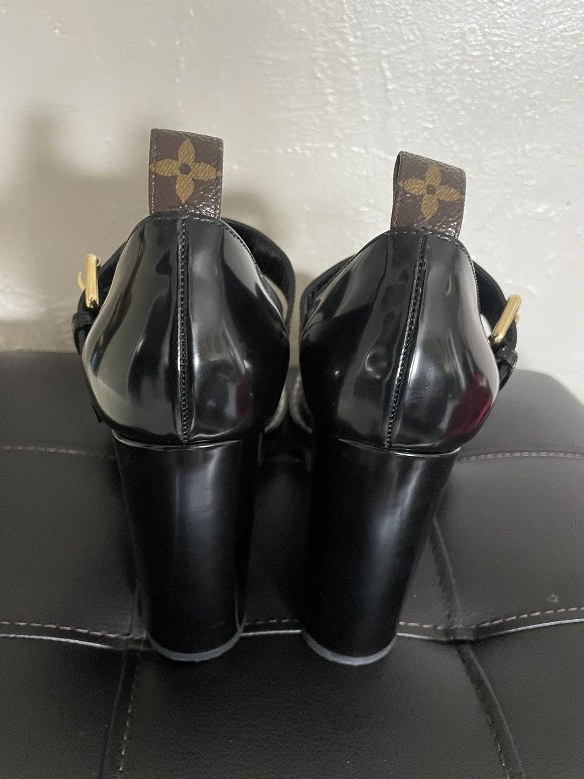 Louis Vuitton Louis Vuitton LV Star Trail Black Leather Platform Pump Size US 9 / IT 39 - 6 Thumbnail