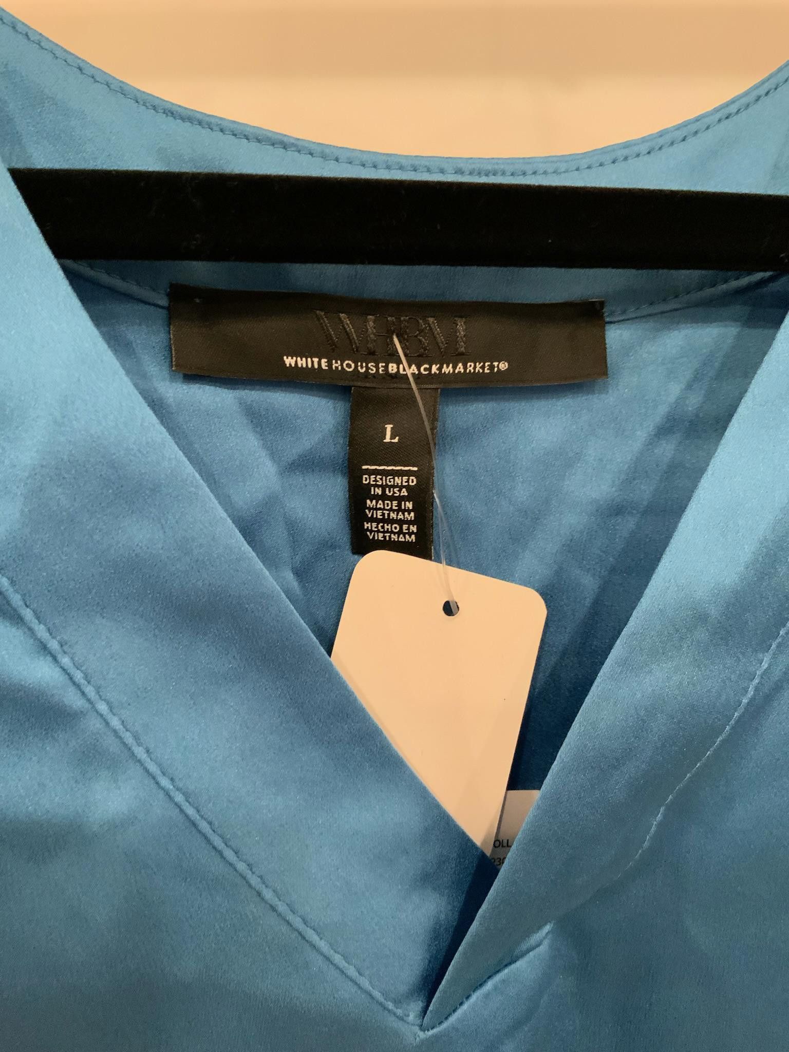 Designer Elegant V-Neck Blouse by White House Black Market - Size L Size L / US 10 / IT 46 - 3 Thumbnail