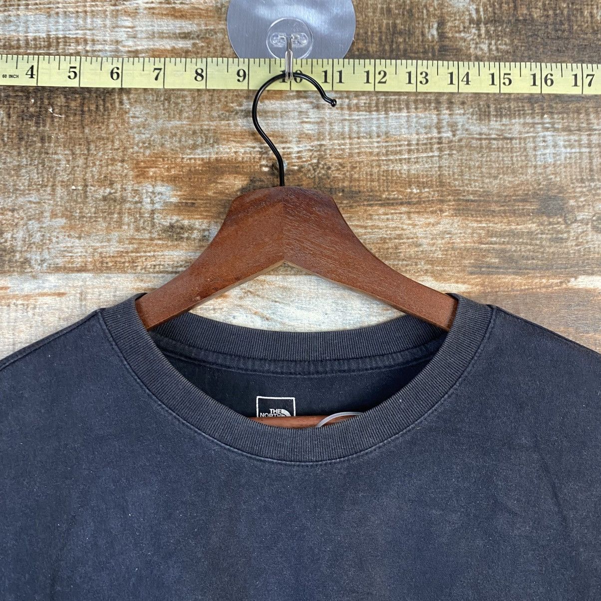 The North Face DL The North Face Black T-Shirt #C1184 Size US S / EU 44-46 / 1 - 4 Thumbnail
