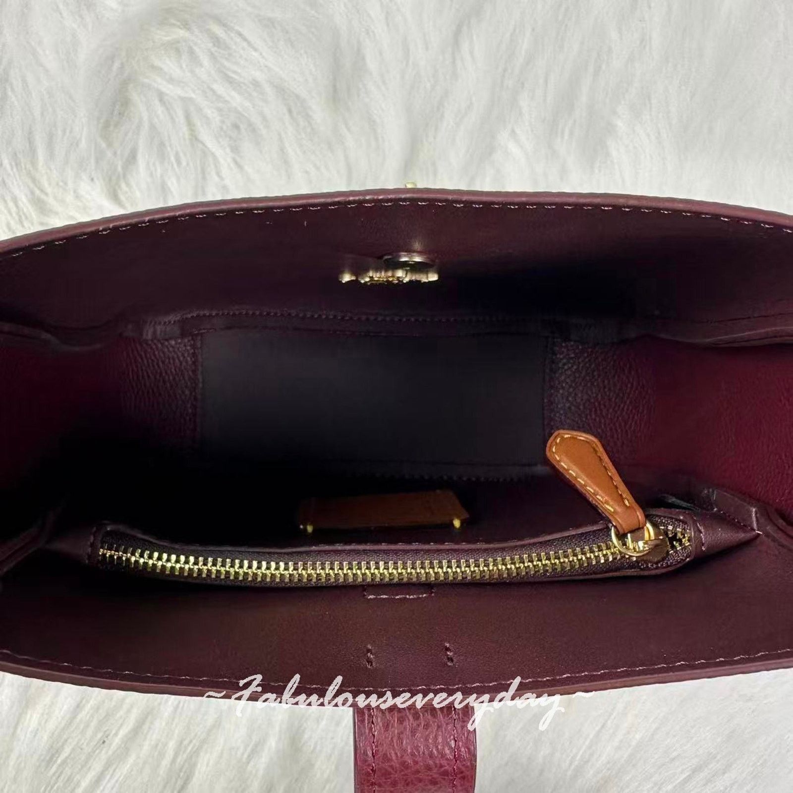 Coach Coach Hadley Mini xbody Leather CAL60 Gold/Dark Wine Merlot Size ONE SIZE - 8 Thumbnail