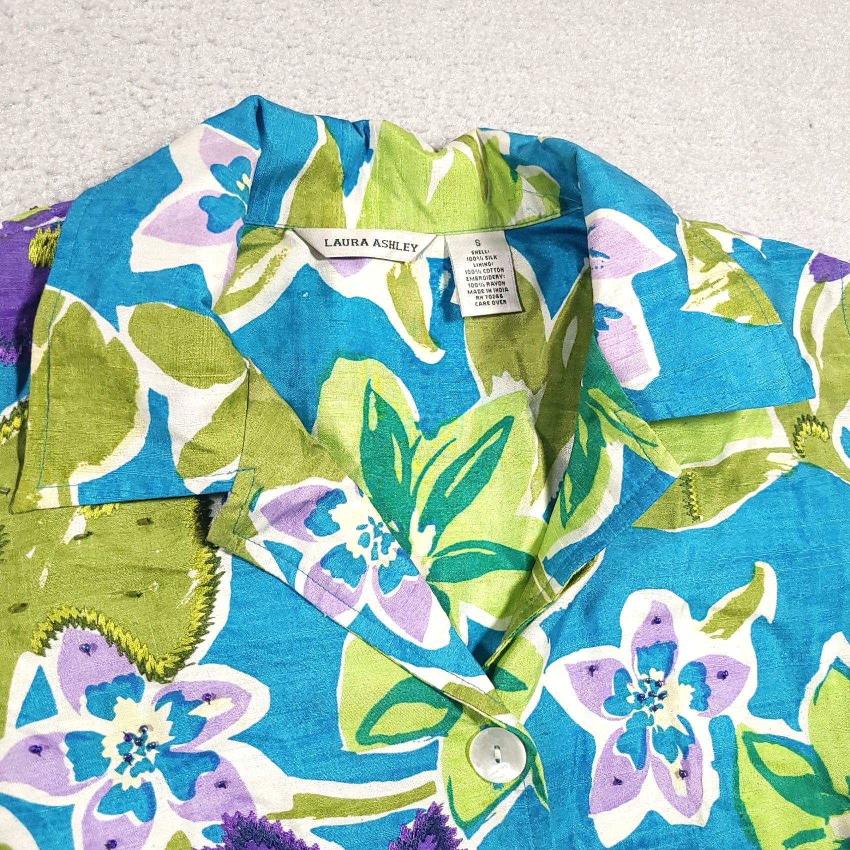Laura Ashley VINTAGE Laura Ashley Blazer Shirt Women Small Silk Embroidered Beaded Floral Century 90s Mens Womens Size S / US 4 / IT 40 - 4 Thumbnail