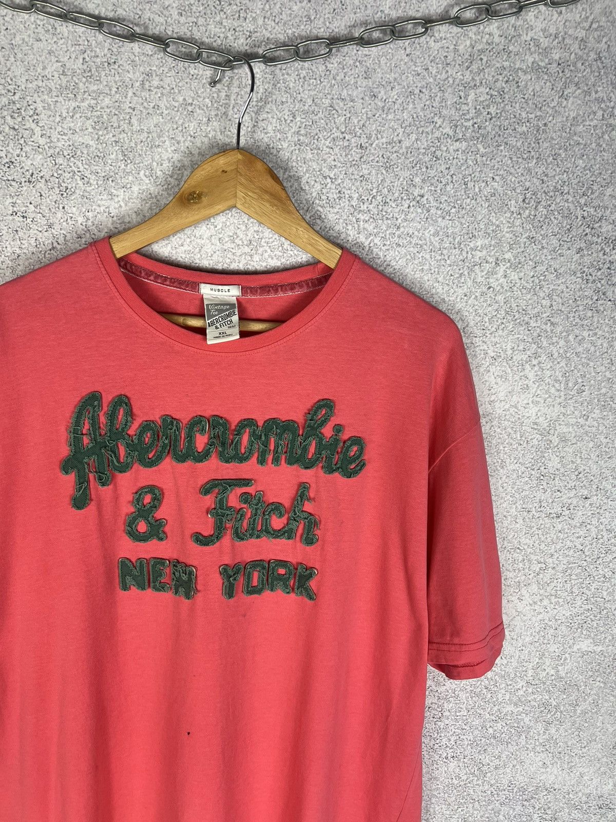 Abercrombie & Fitch Vintage Abercrombie Fitch Embroidered Big Logo Tee Size US XXL / EU 58 / 5 - 2 Thumbnail