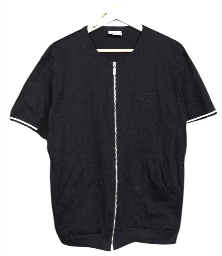 Descente Descente Tshirt Short Sleeve Crewneck Size US L / EU 52-54 / 3 - 1 Thumbnail